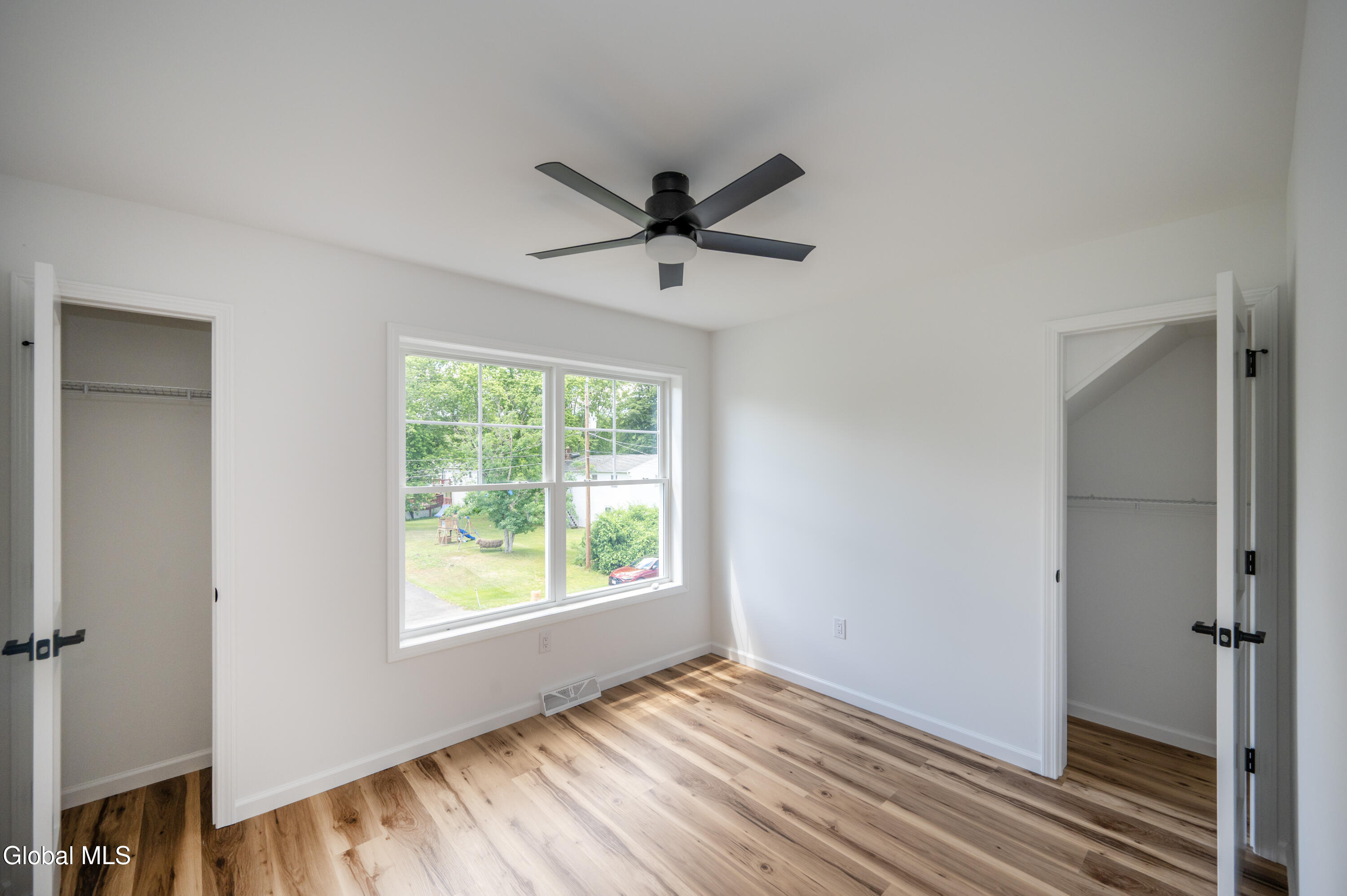 3 Dorchester Drive
