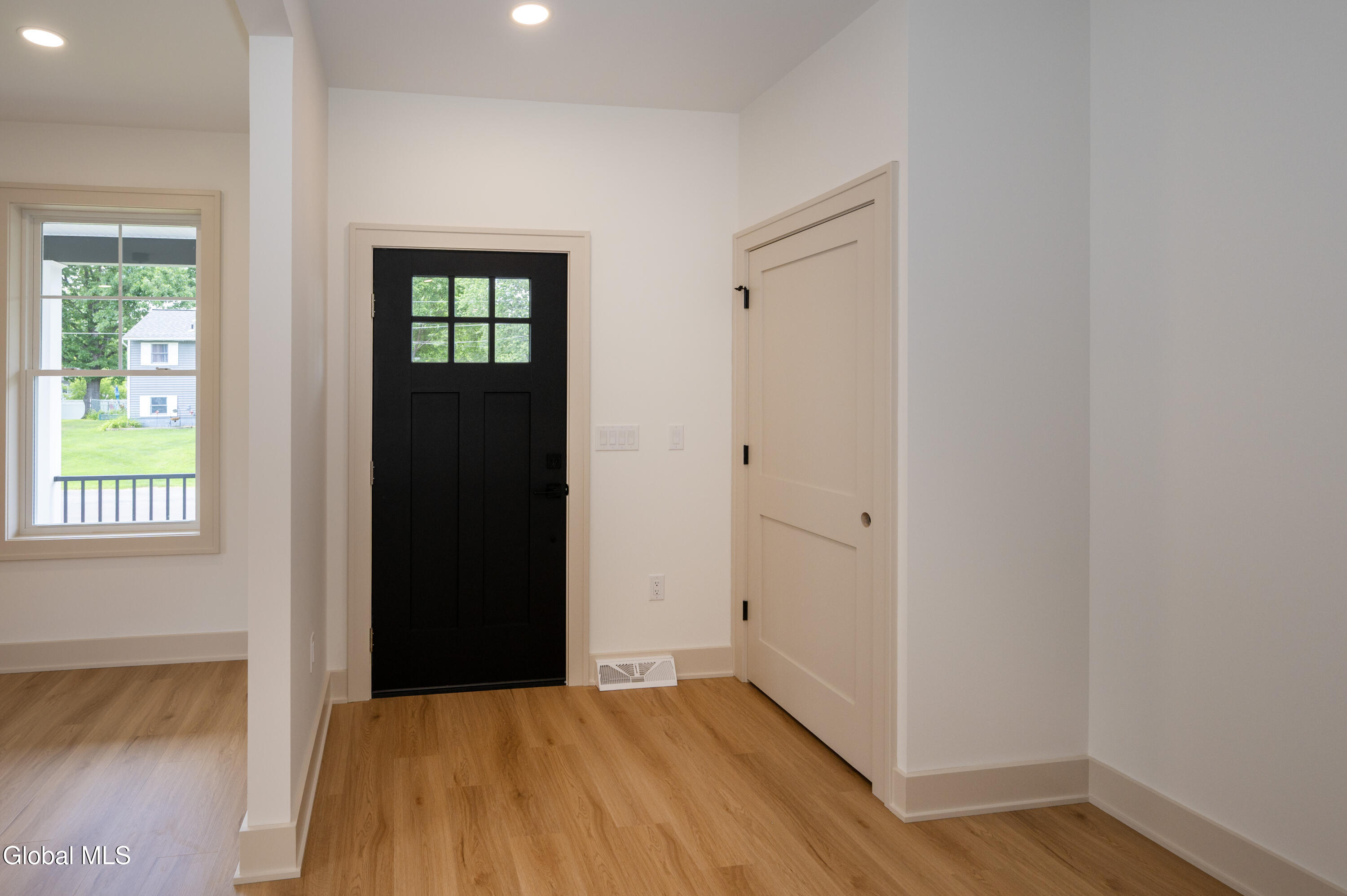 3 Dorchester Drive
