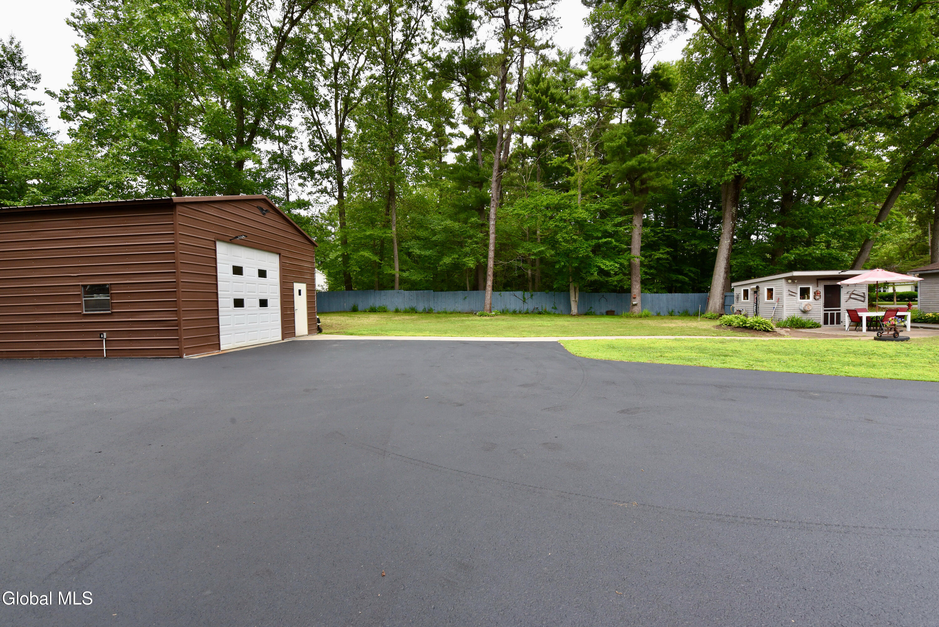 99 Greenfield Avenue