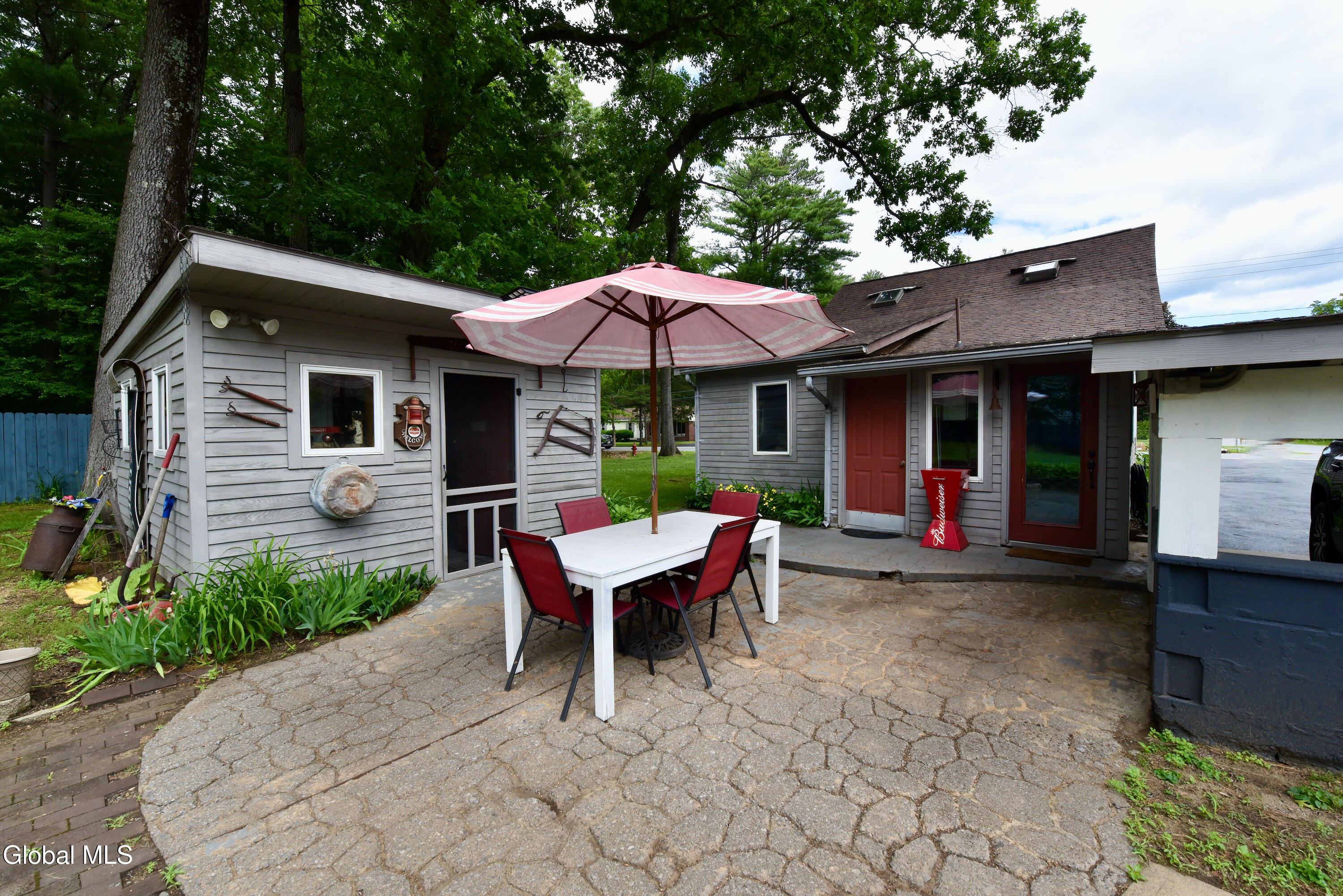 99 Greenfield Avenue