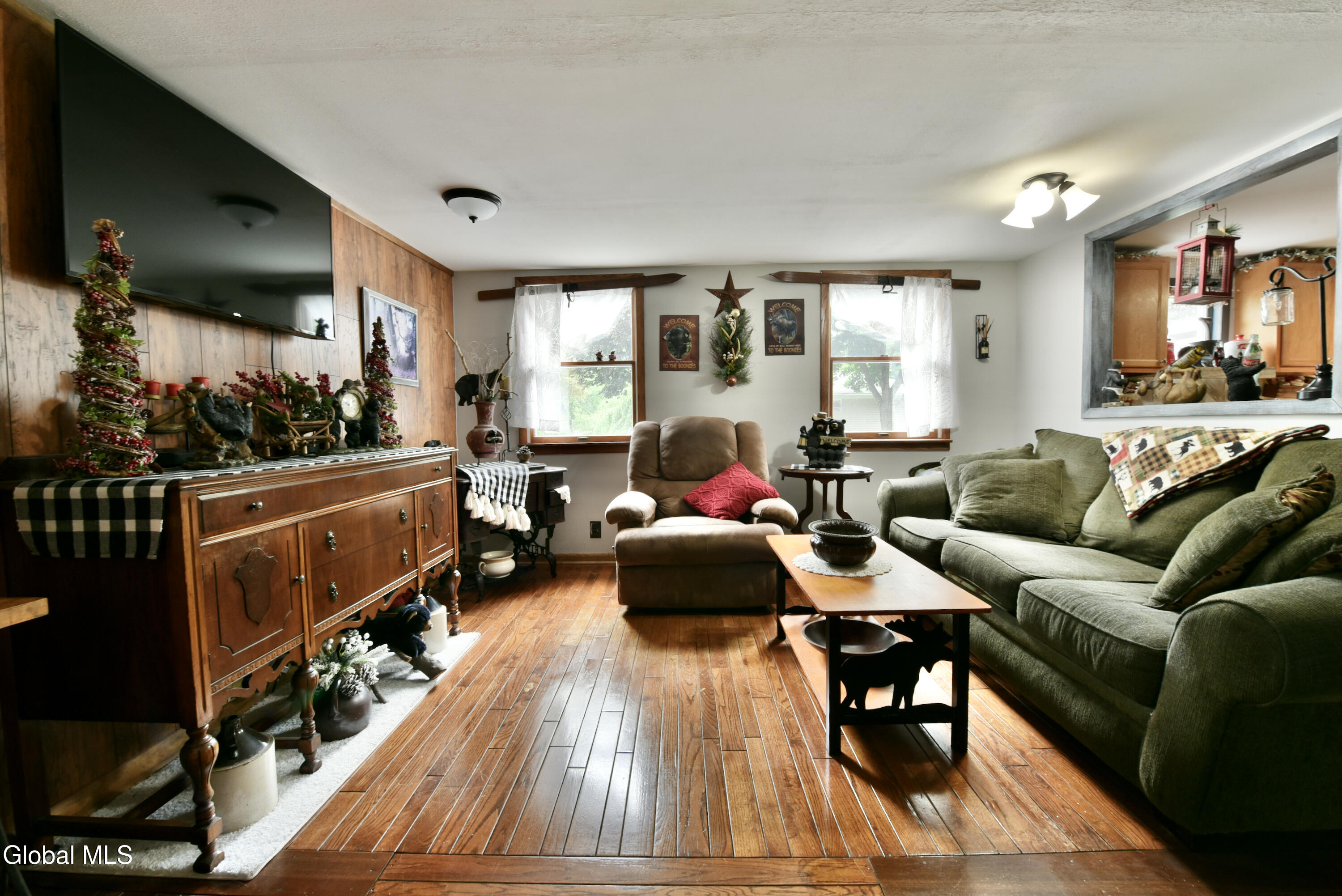99 Greenfield Avenue