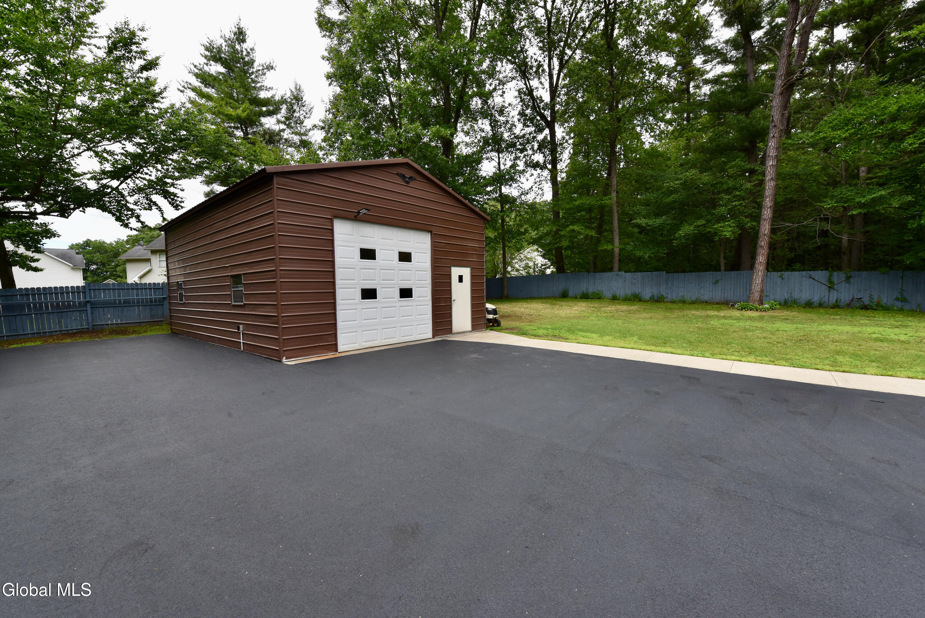99 Greenfield Avenue