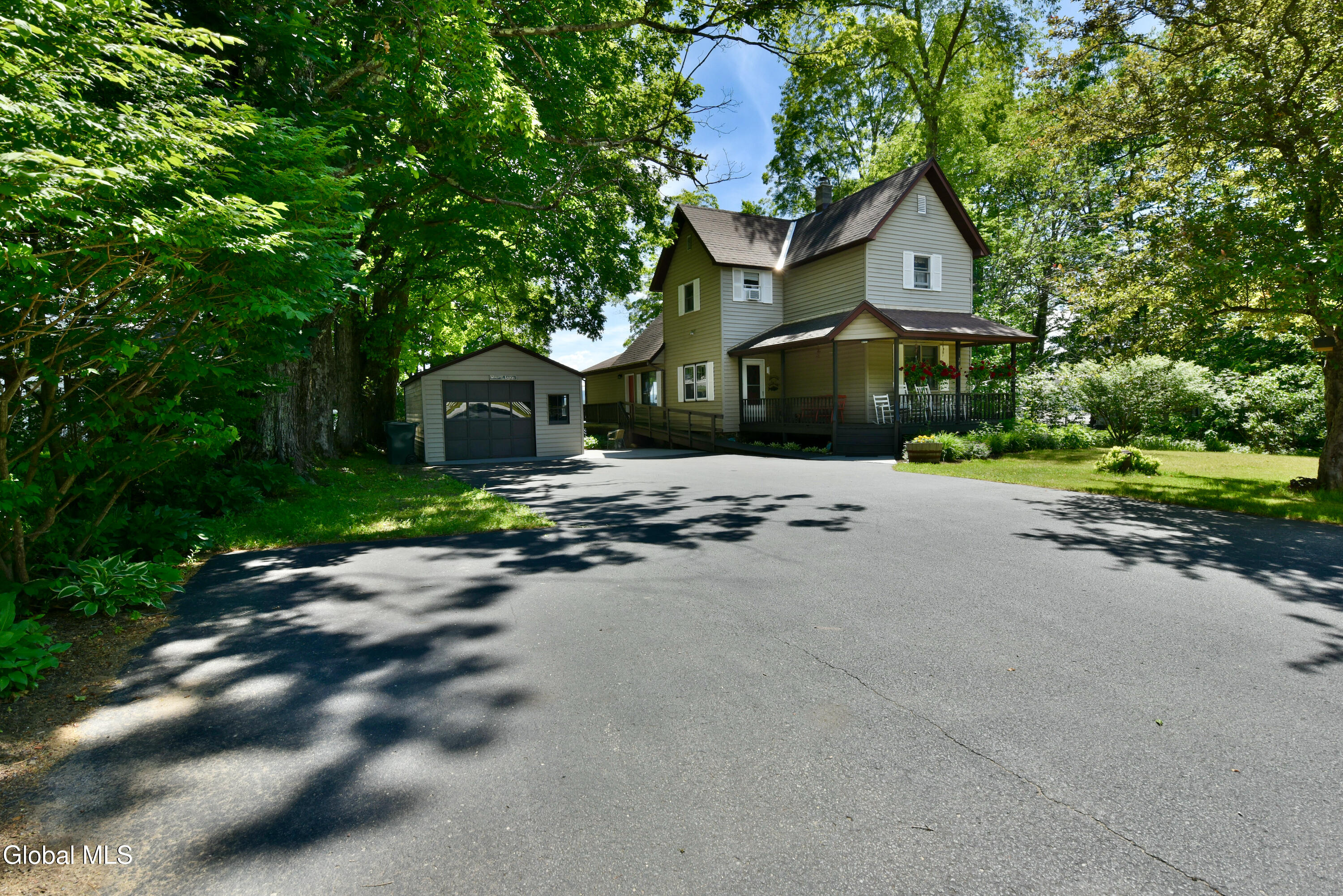 205 Houseman Street