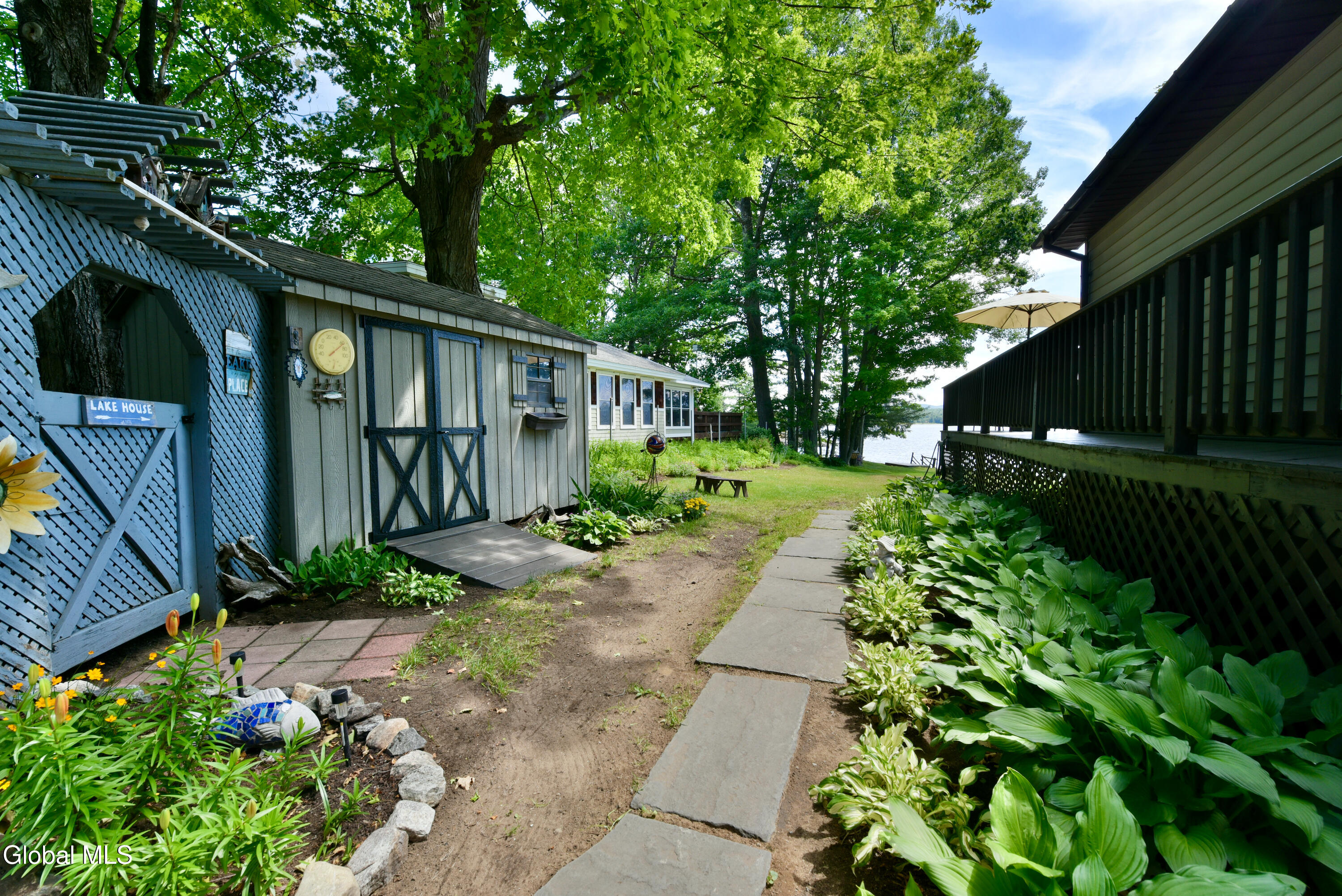 205 Houseman Street