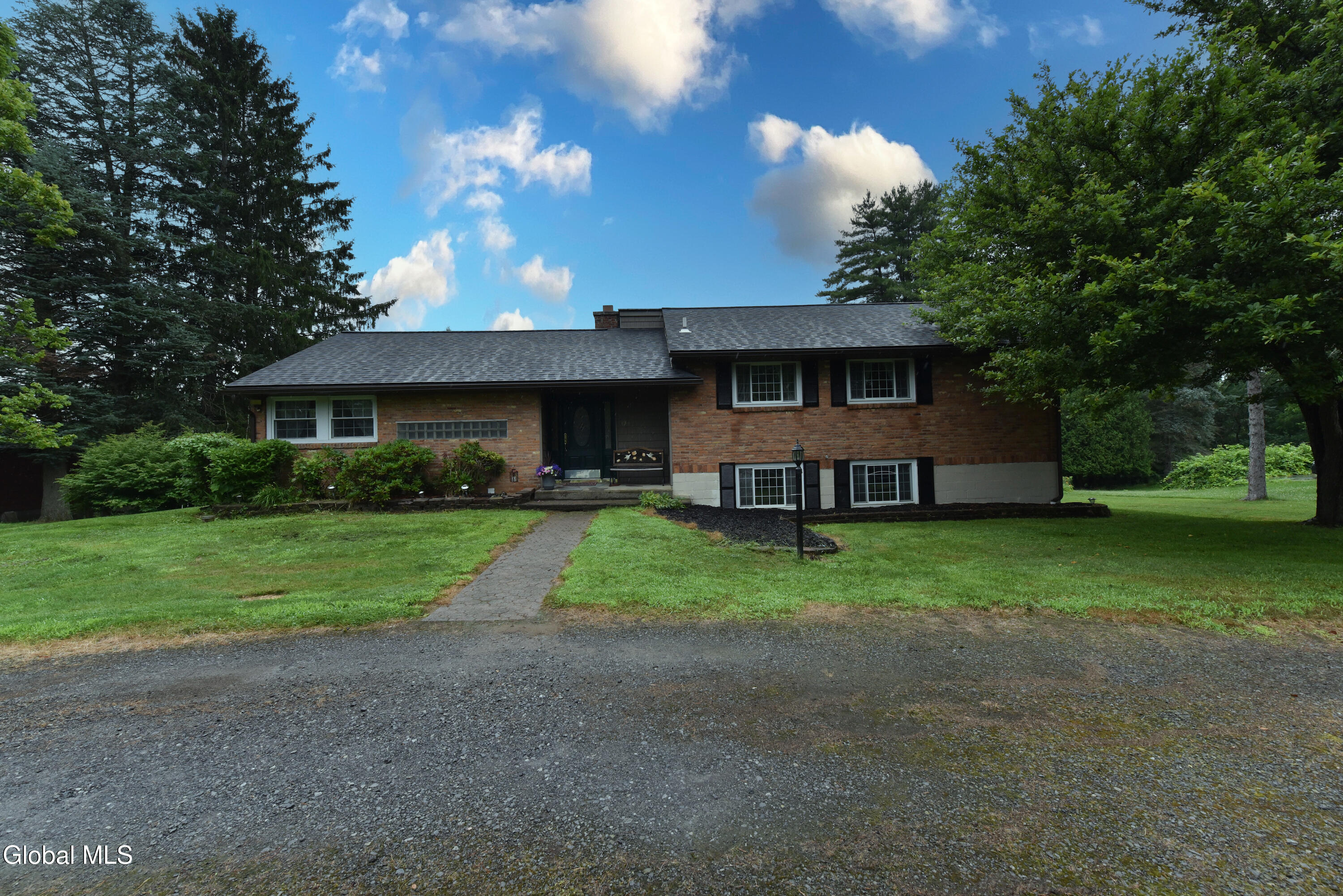 144 Ashdown Road