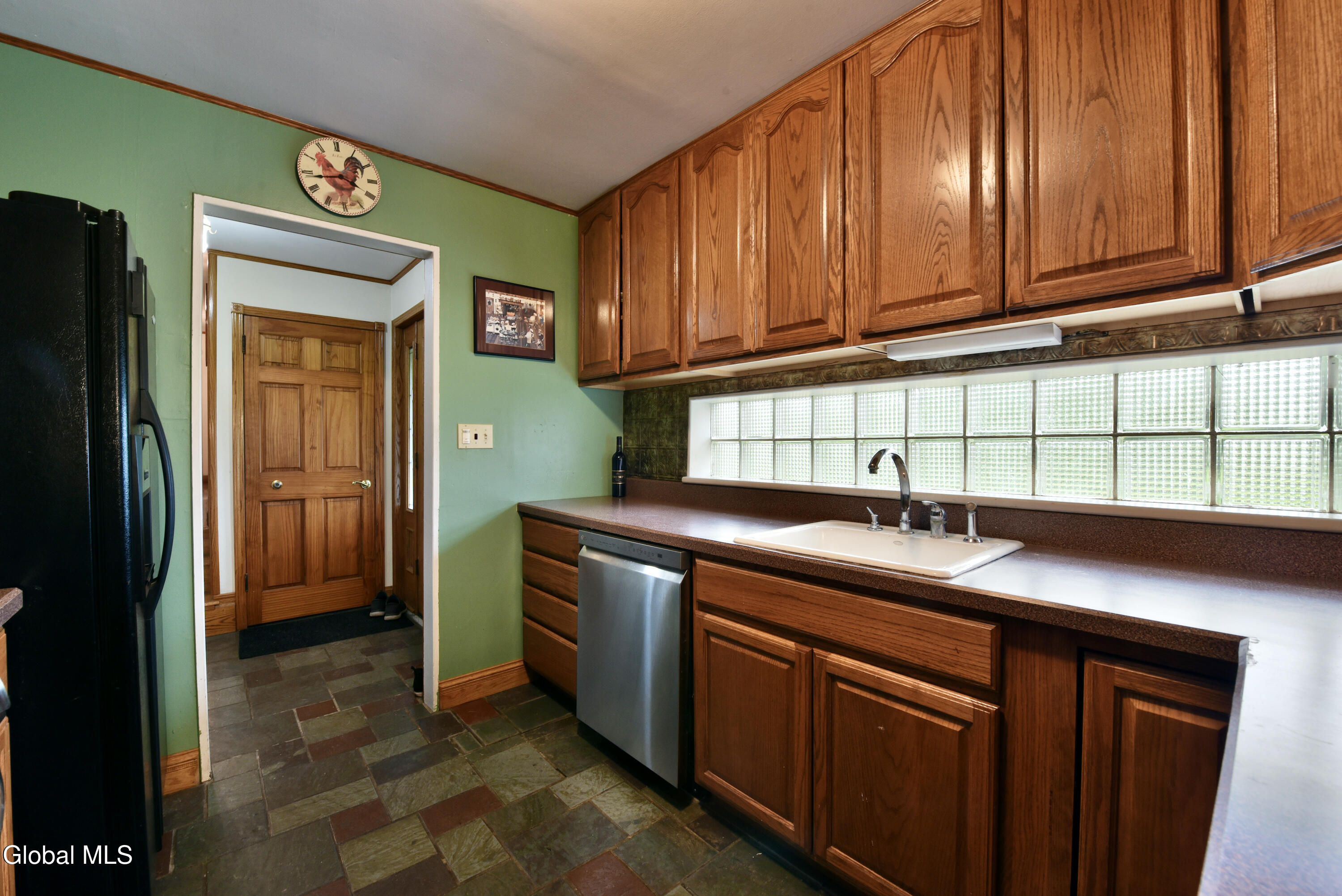 144 Ashdown Road
