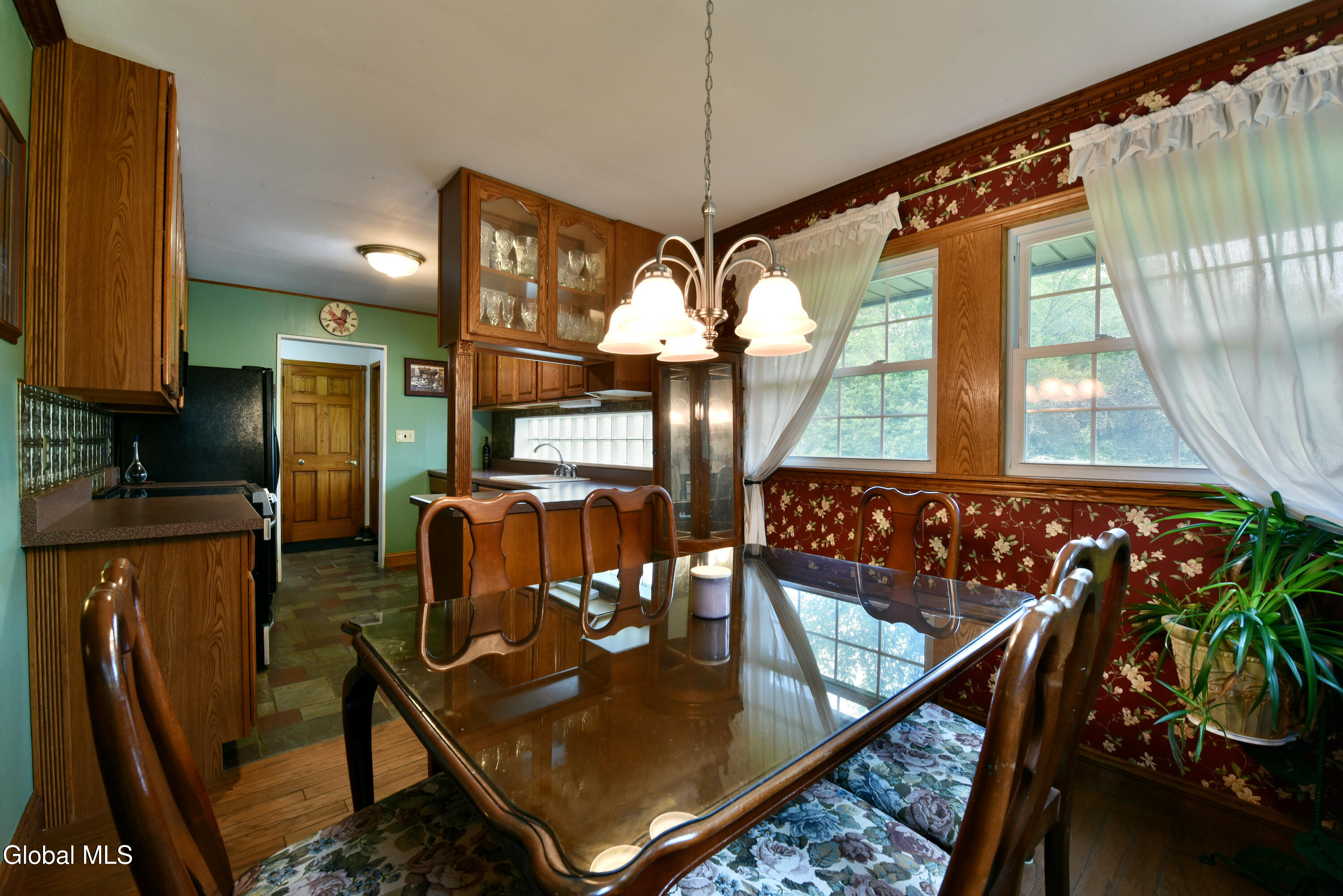 144 Ashdown Road