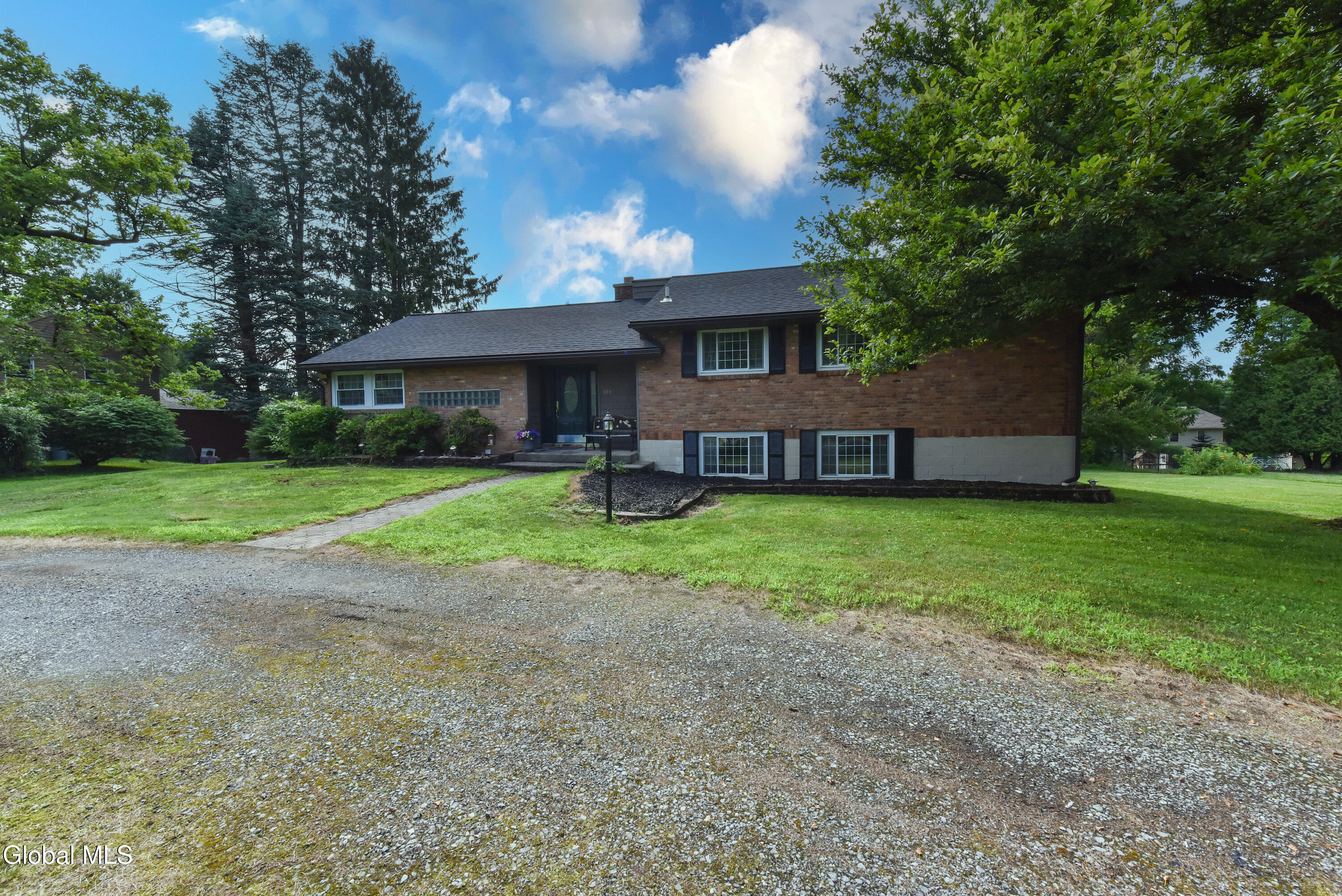 144 Ashdown Road