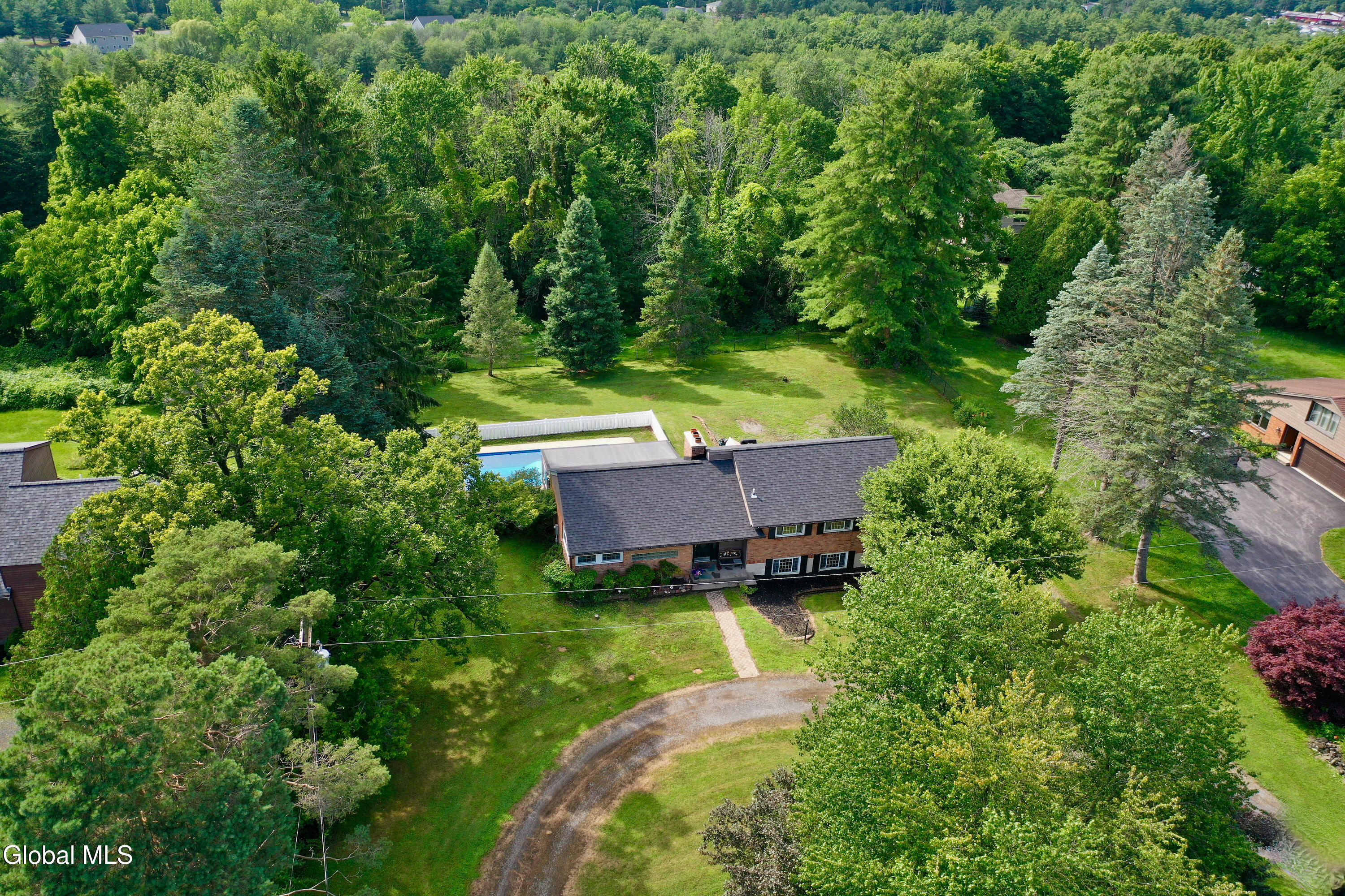 144 Ashdown Road