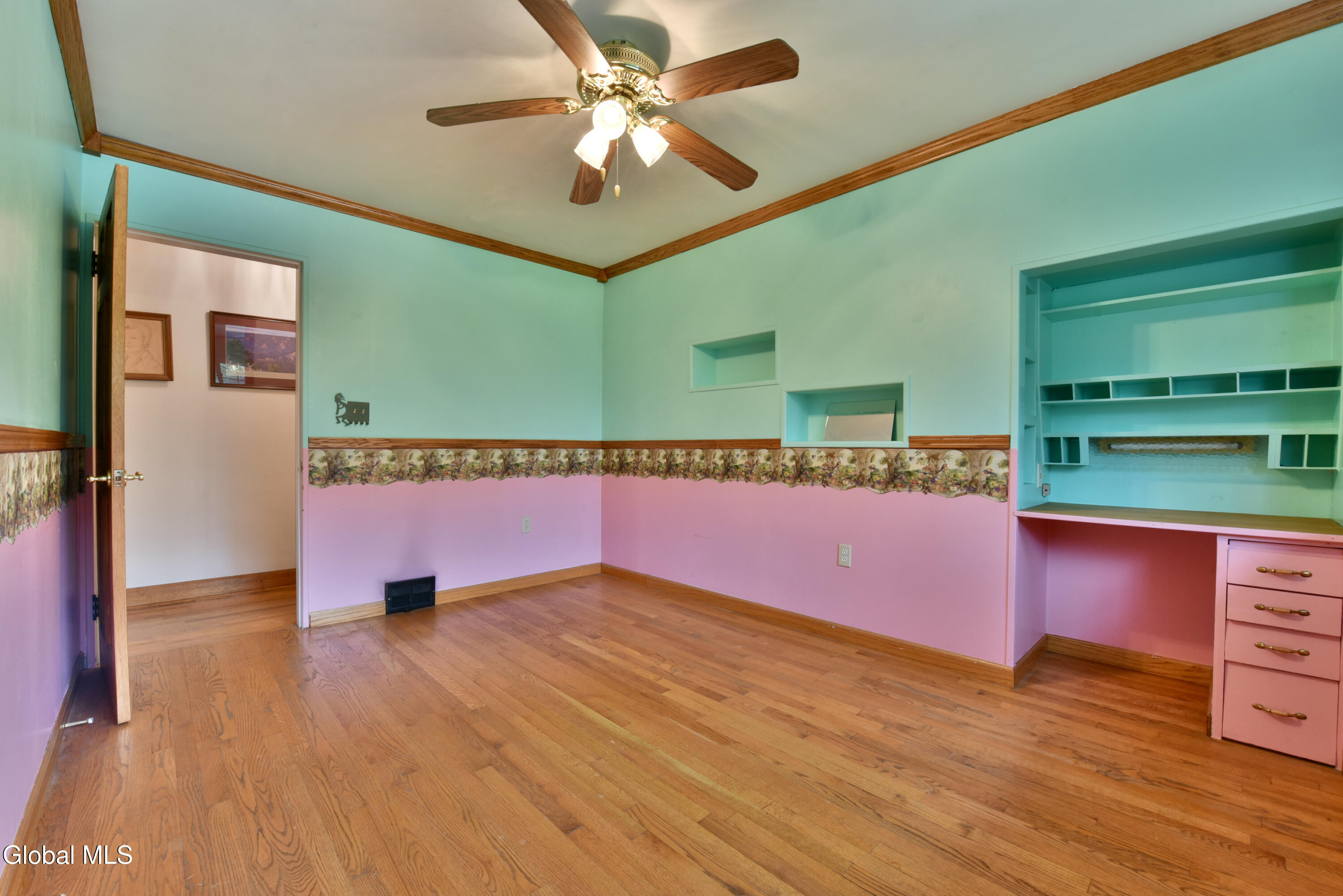 144 Ashdown Road