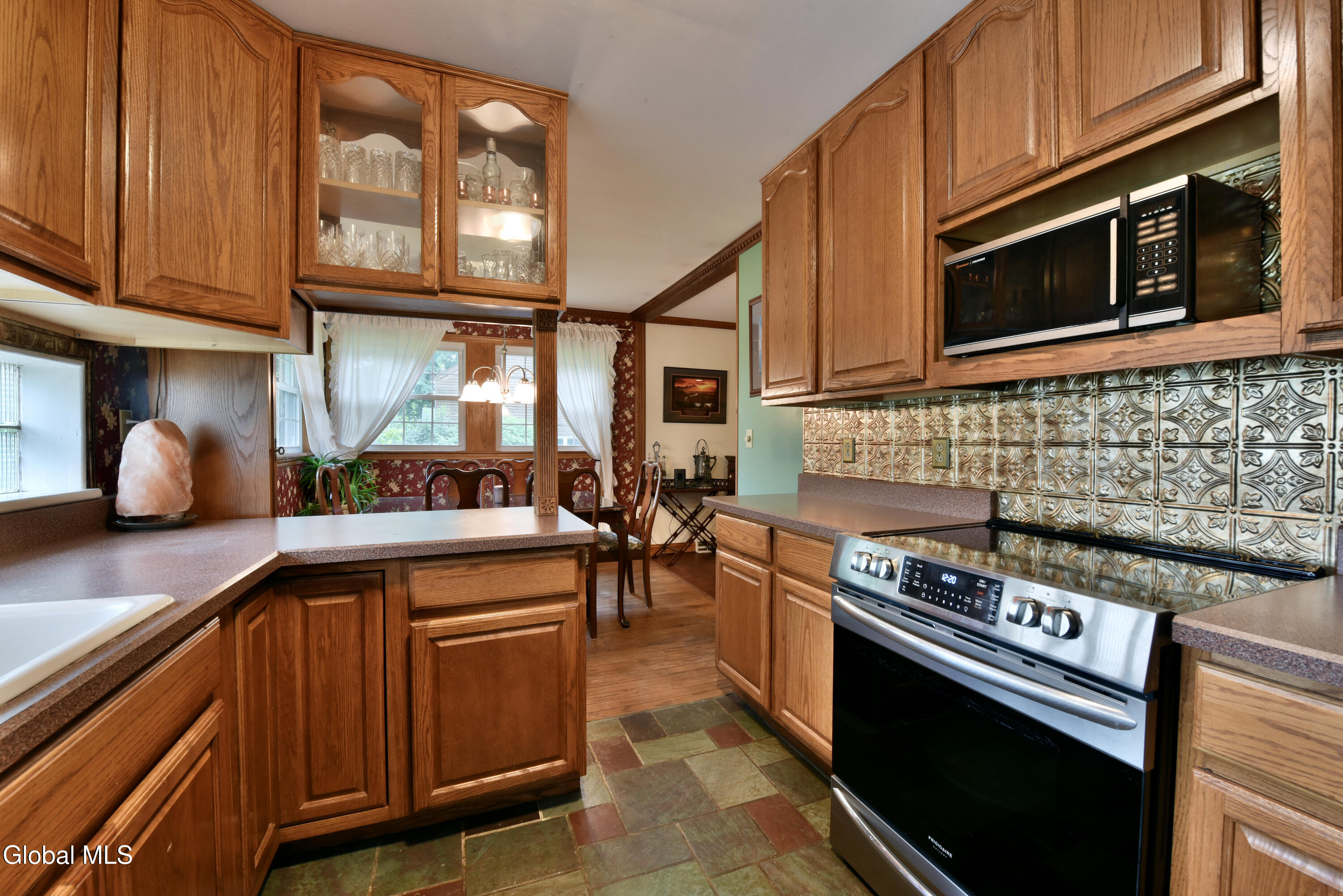 144 Ashdown Road