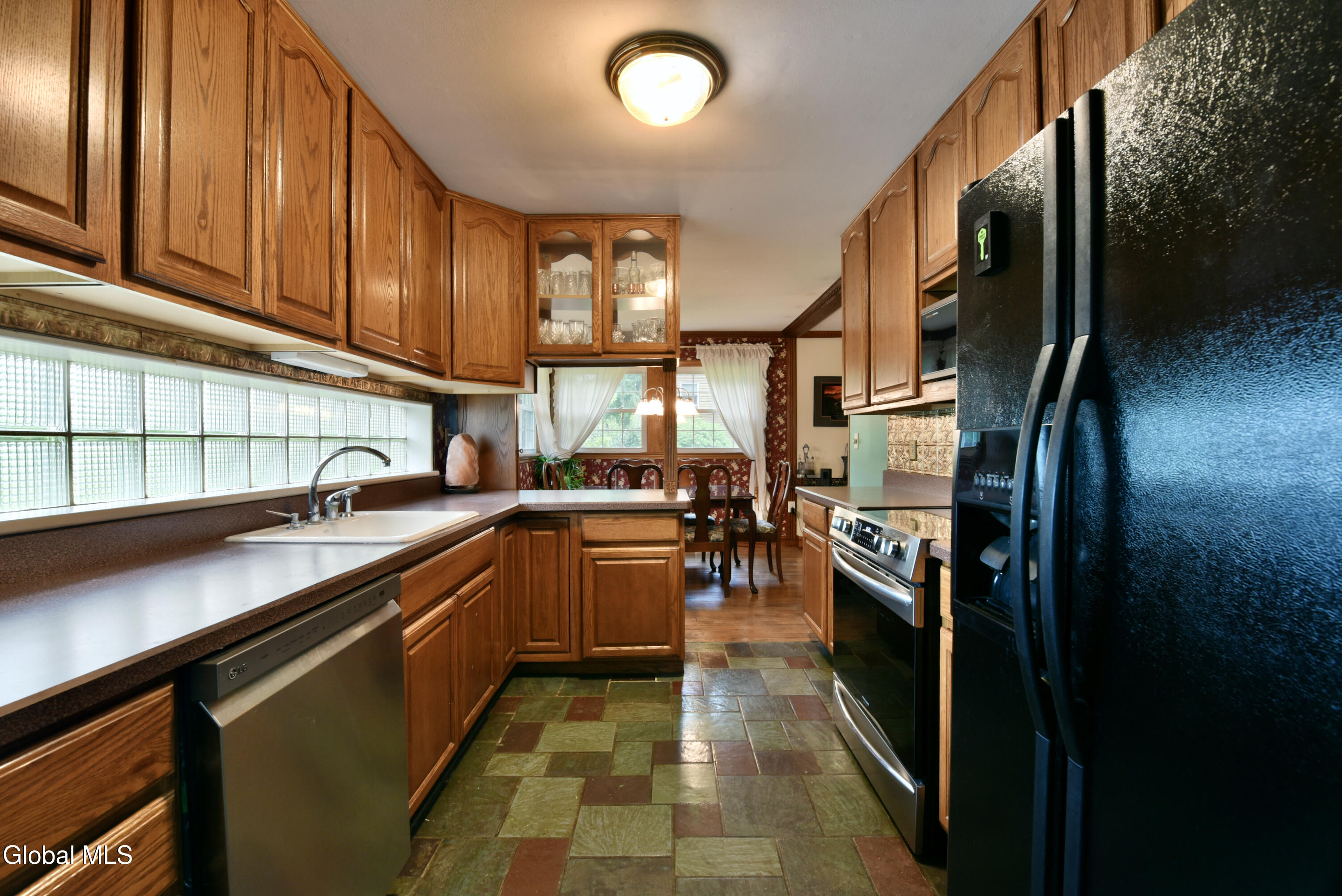 144 Ashdown Road