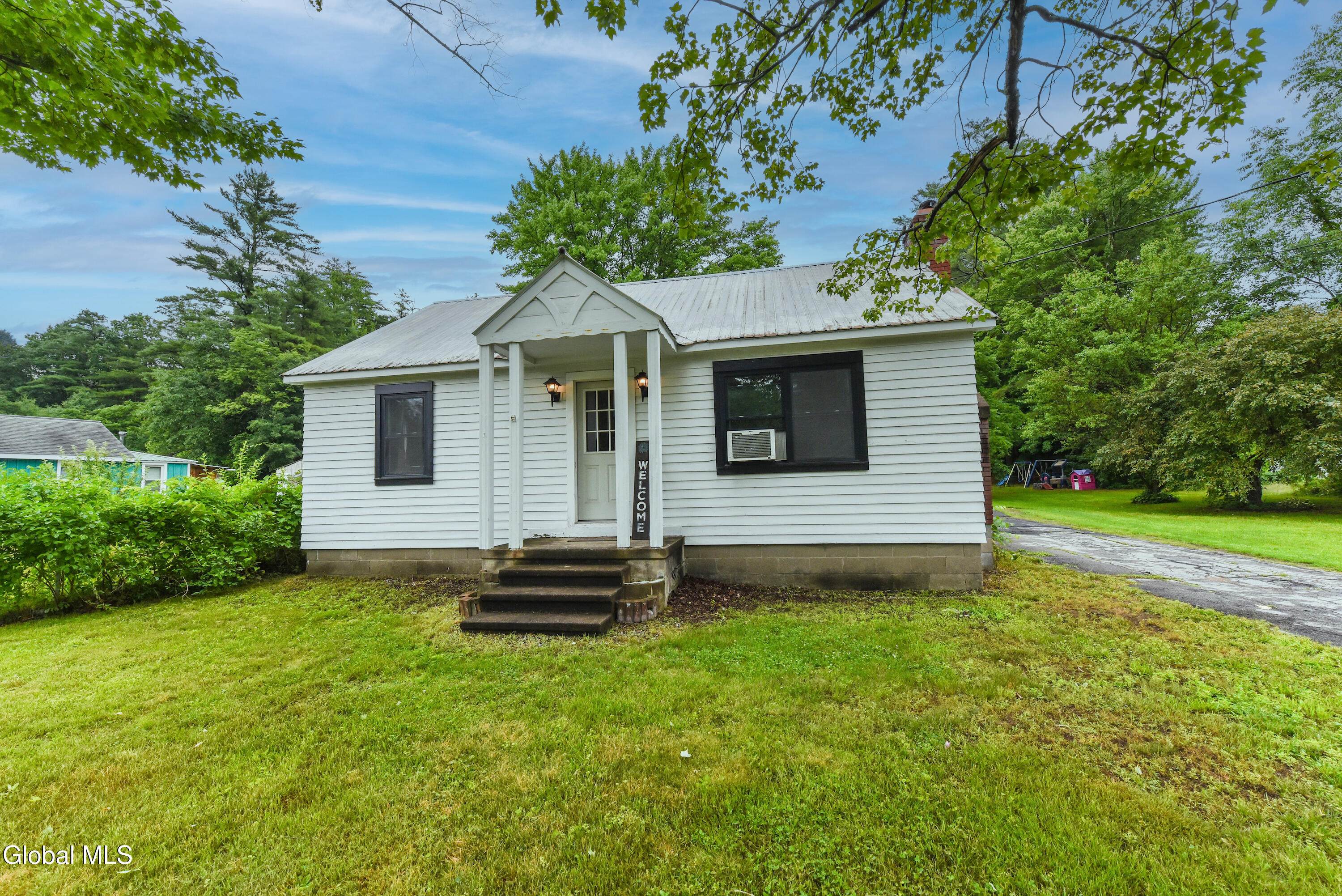 54 E River Drive
