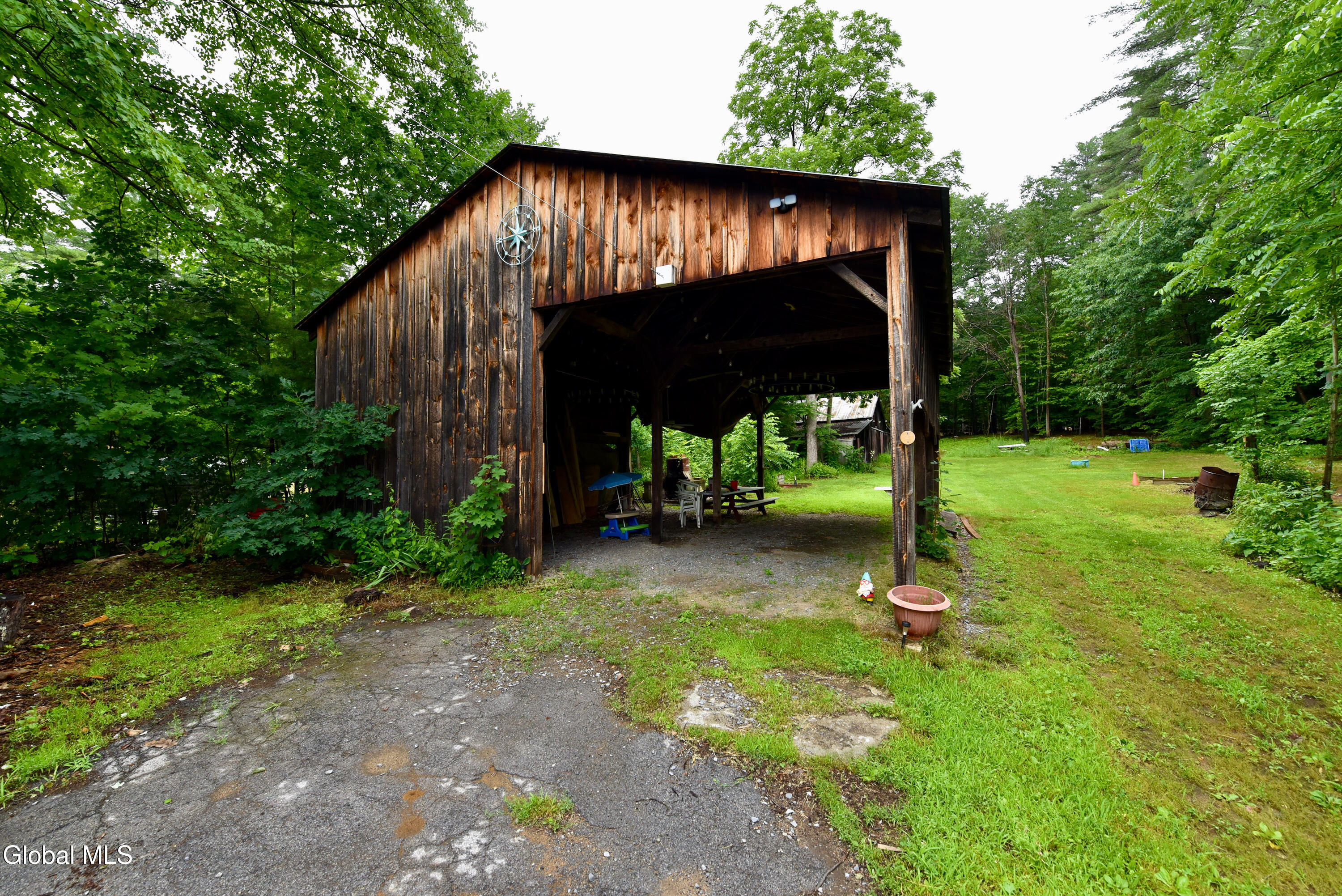54 E River Drive