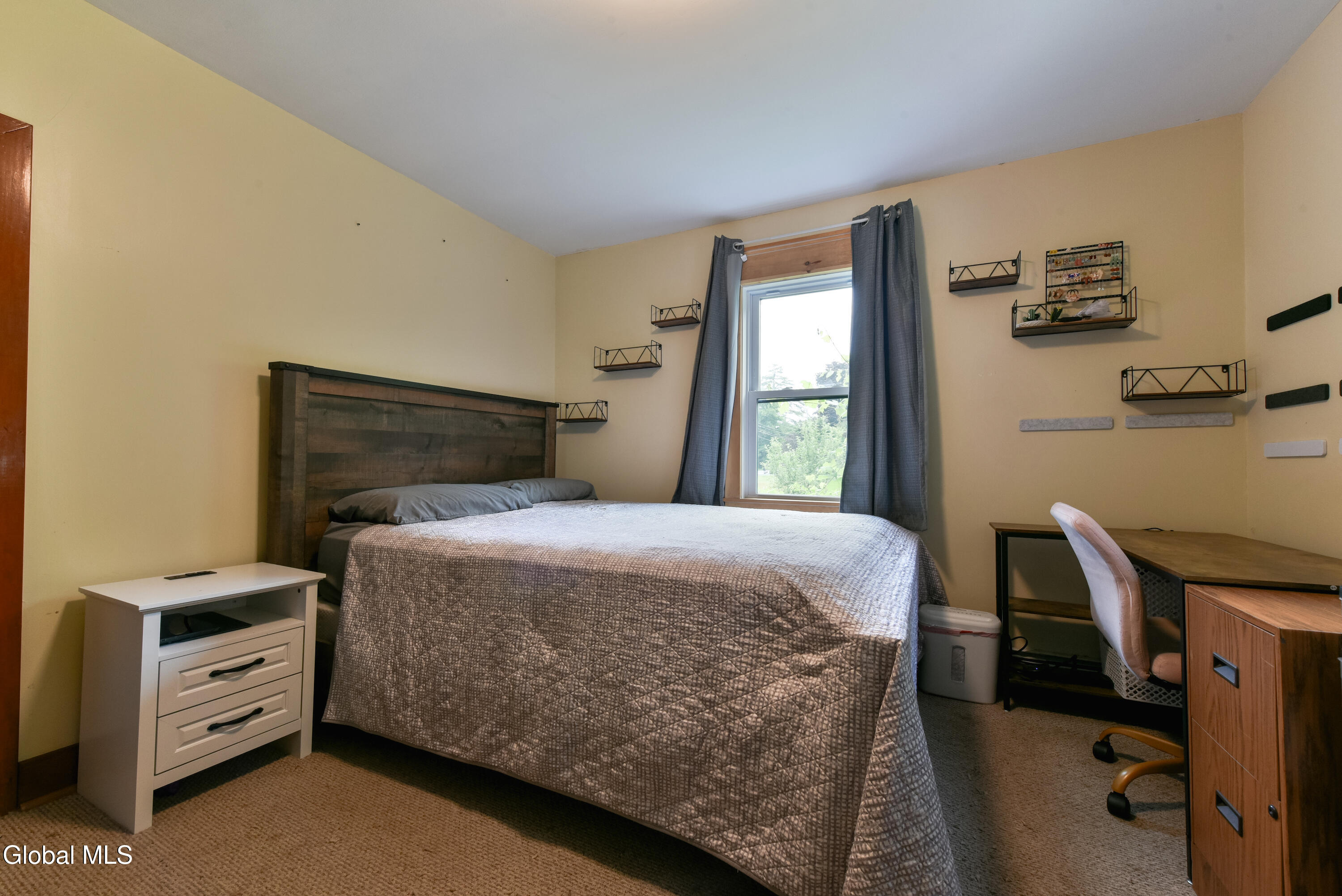 54 E River Drive
