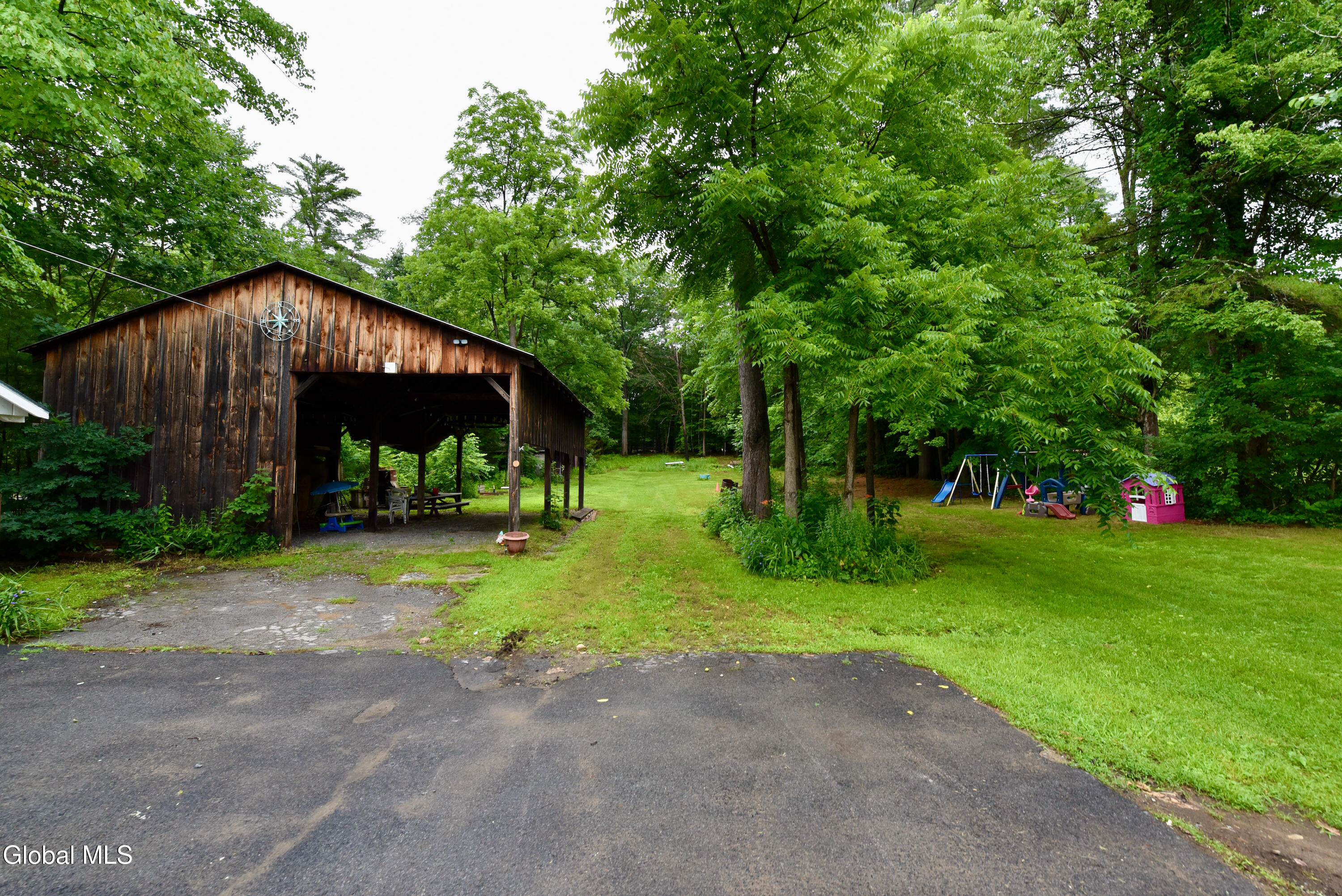 54 E River Drive