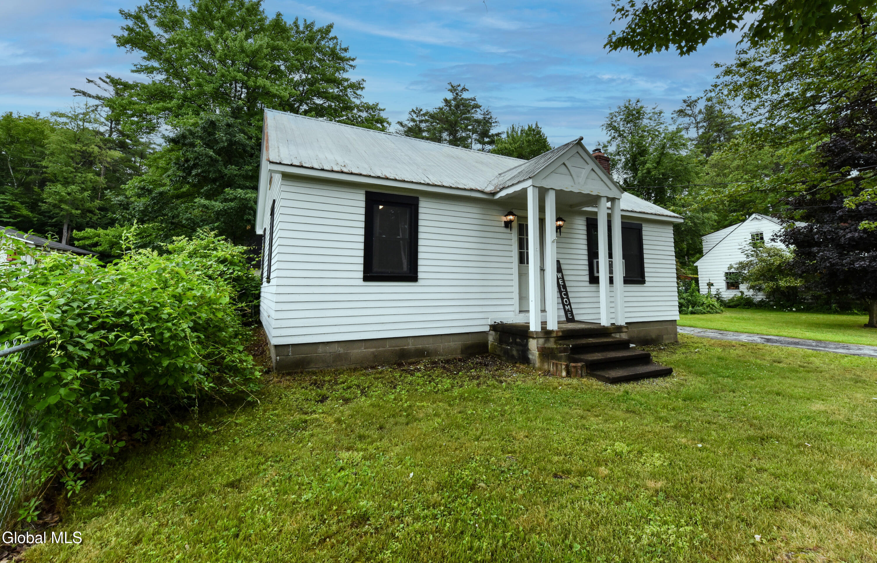 54 E River Drive