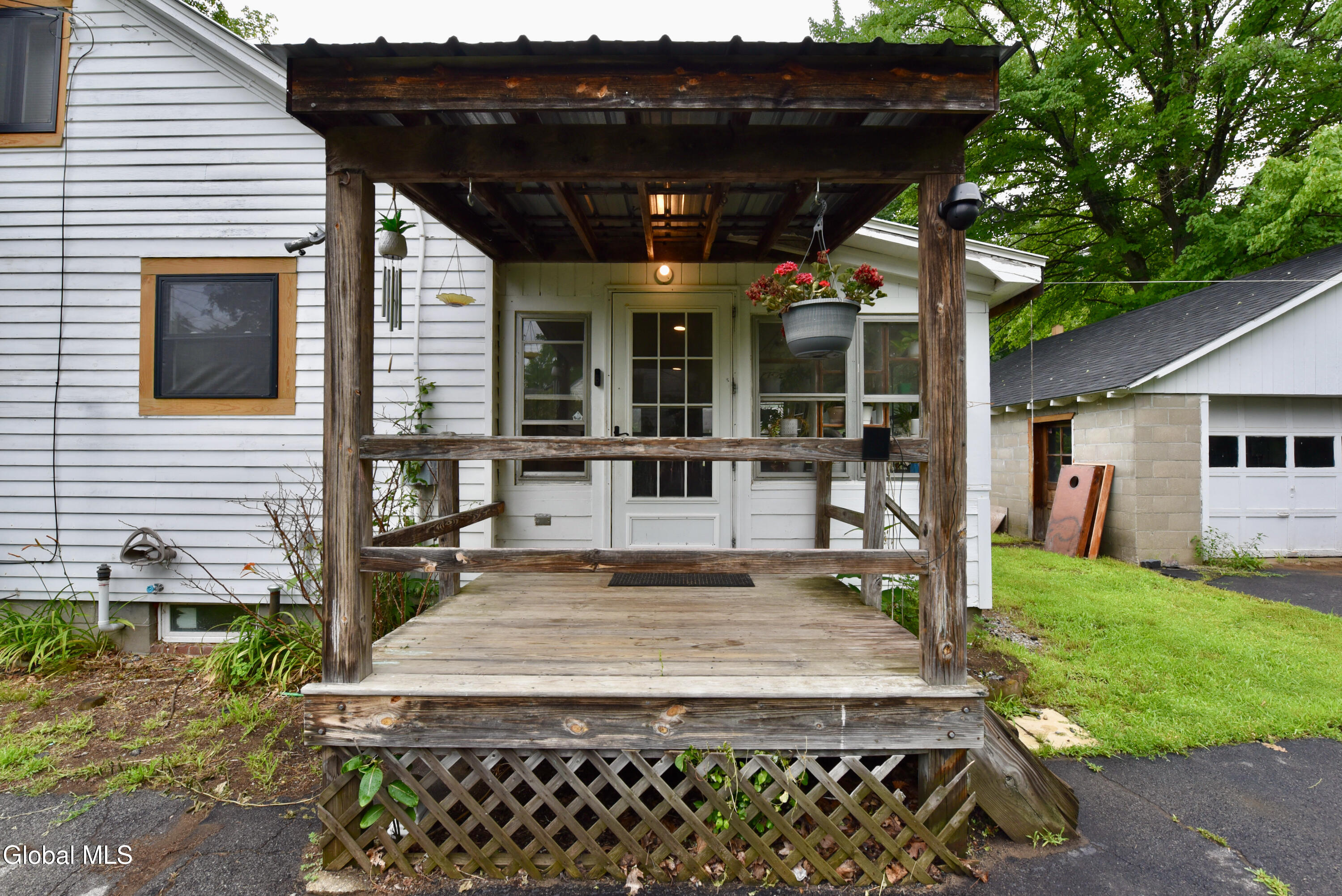 54 E River Drive