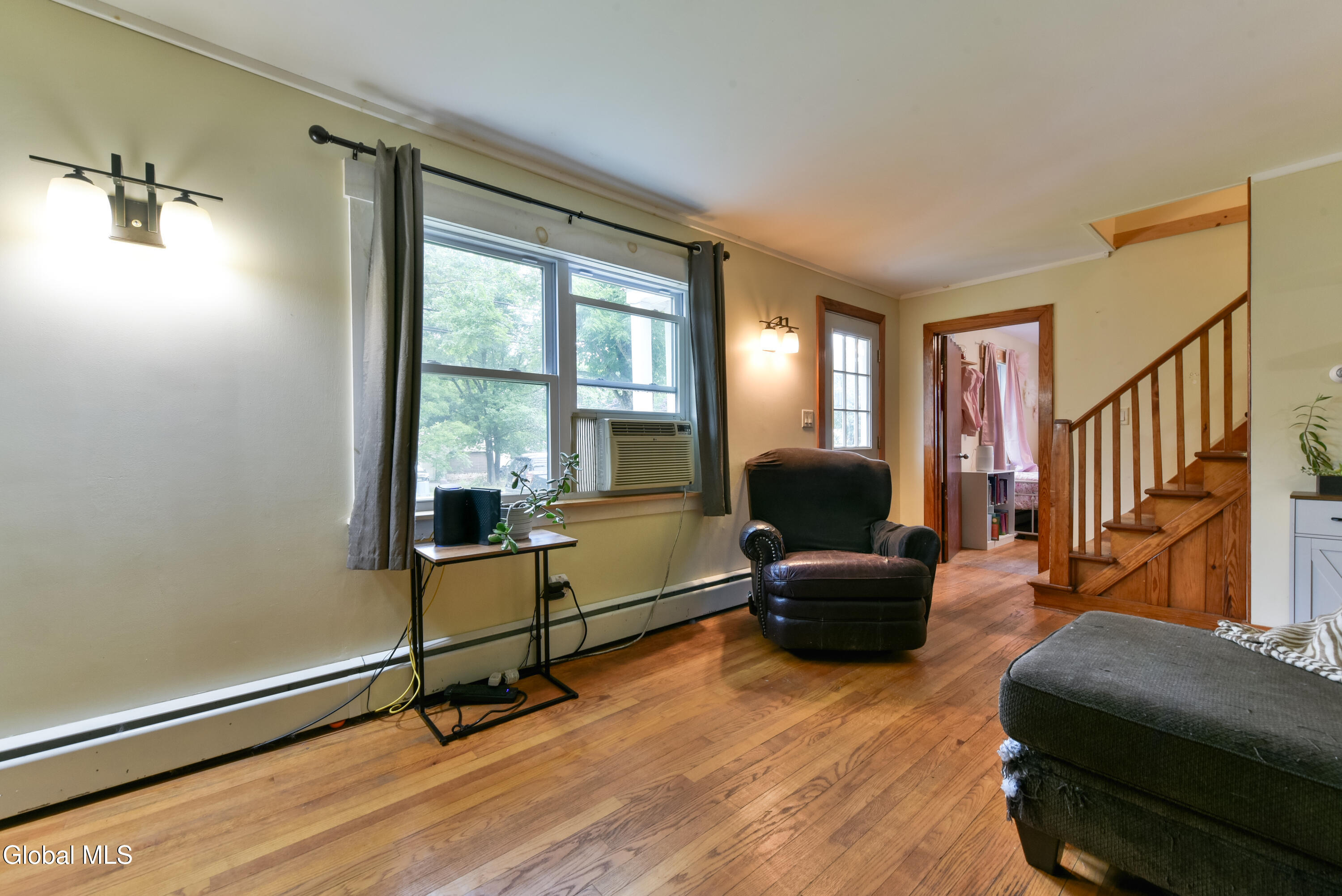 54 E River Drive