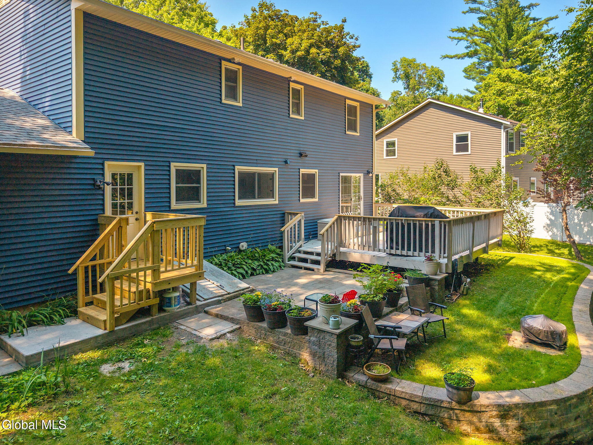 20 BellFlower Road