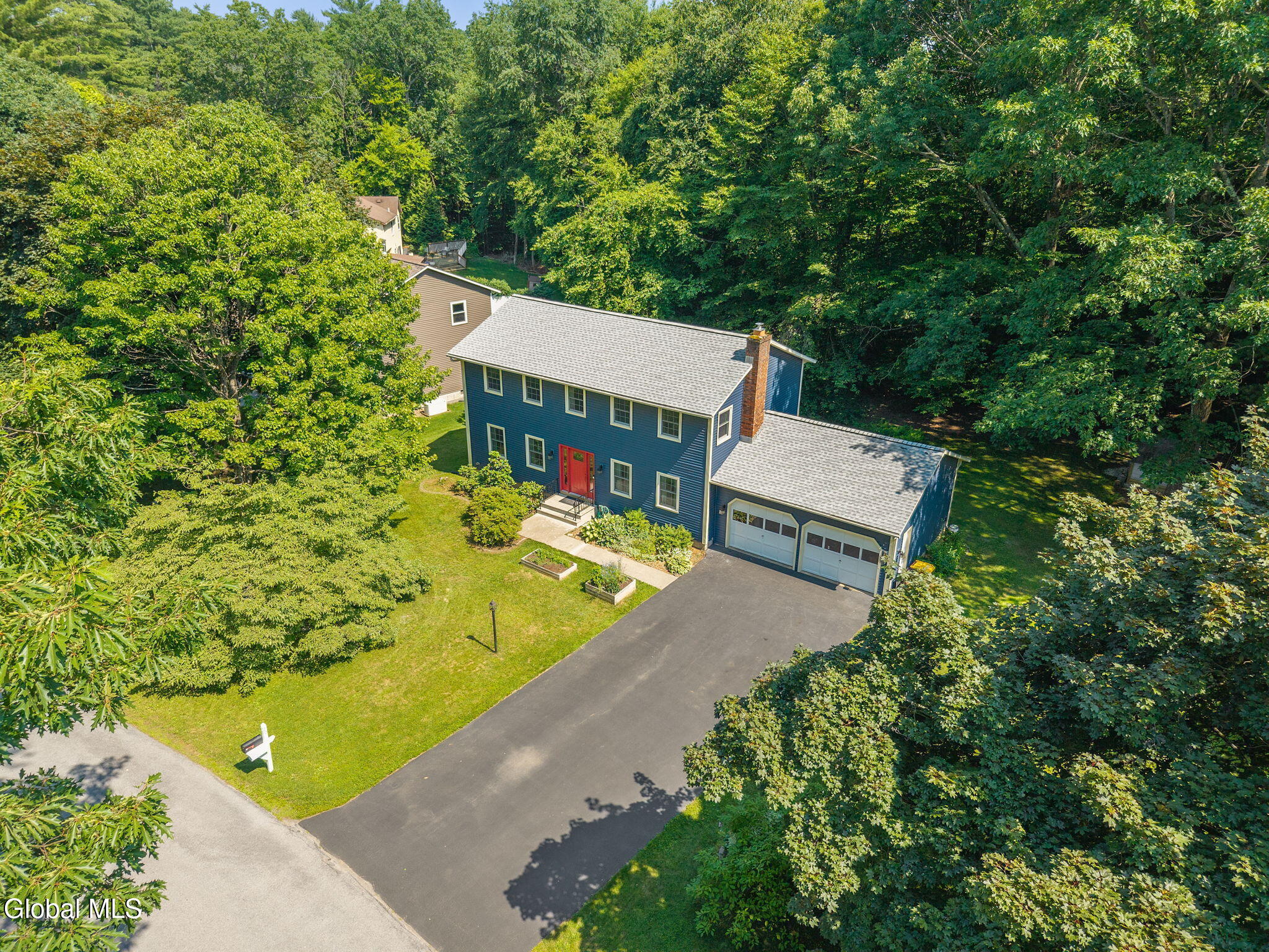 20 BellFlower Road