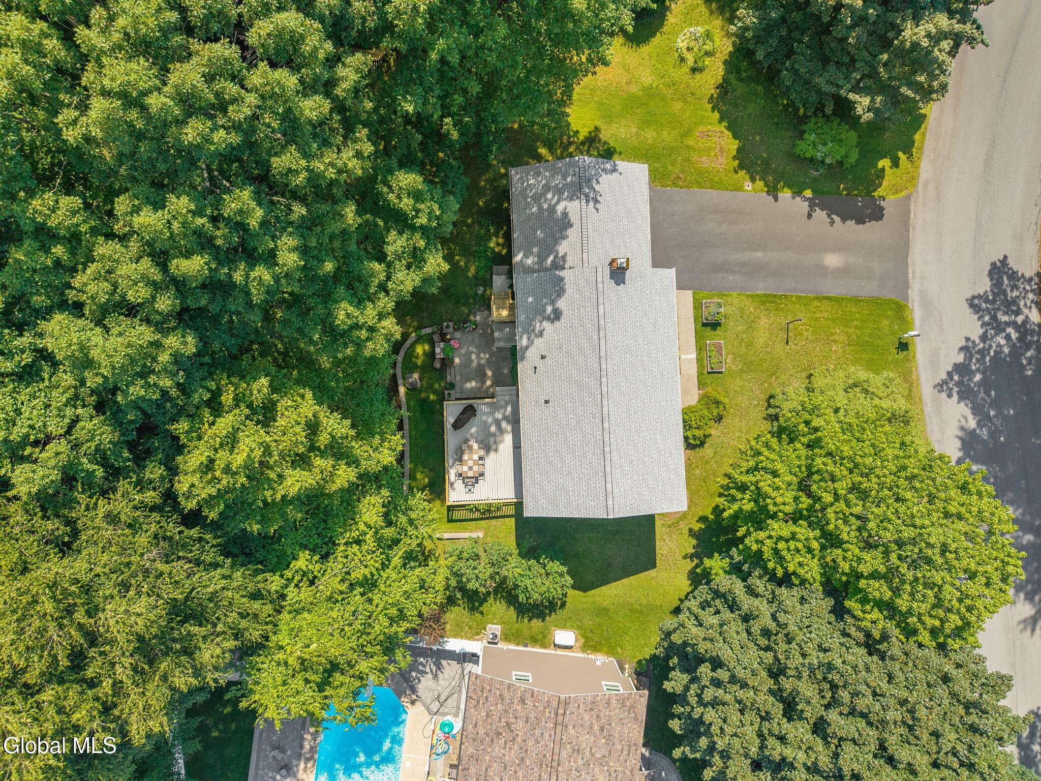 20 BellFlower Road
