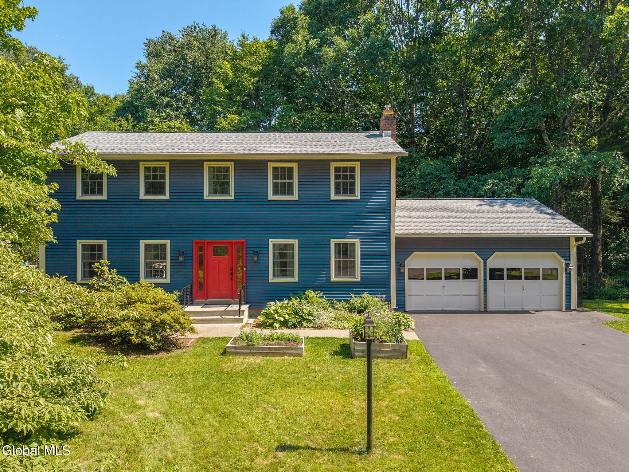 20 BellFlower Road
