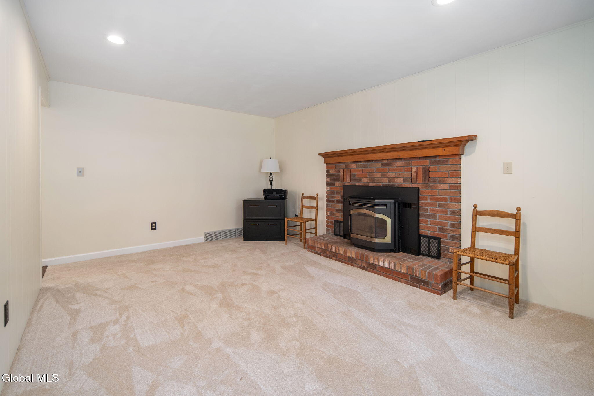 20 BellFlower Road