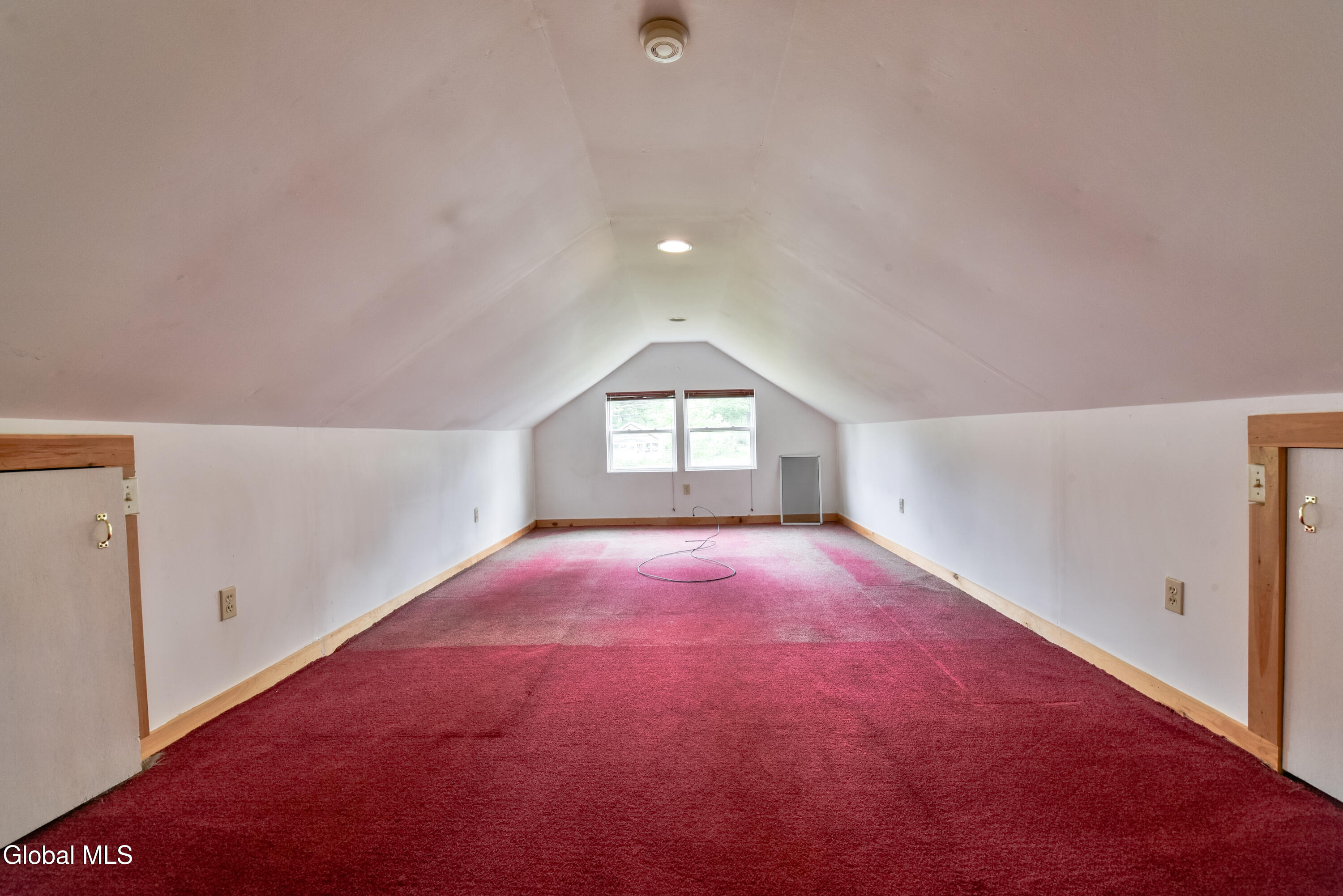 5877 Lake Road