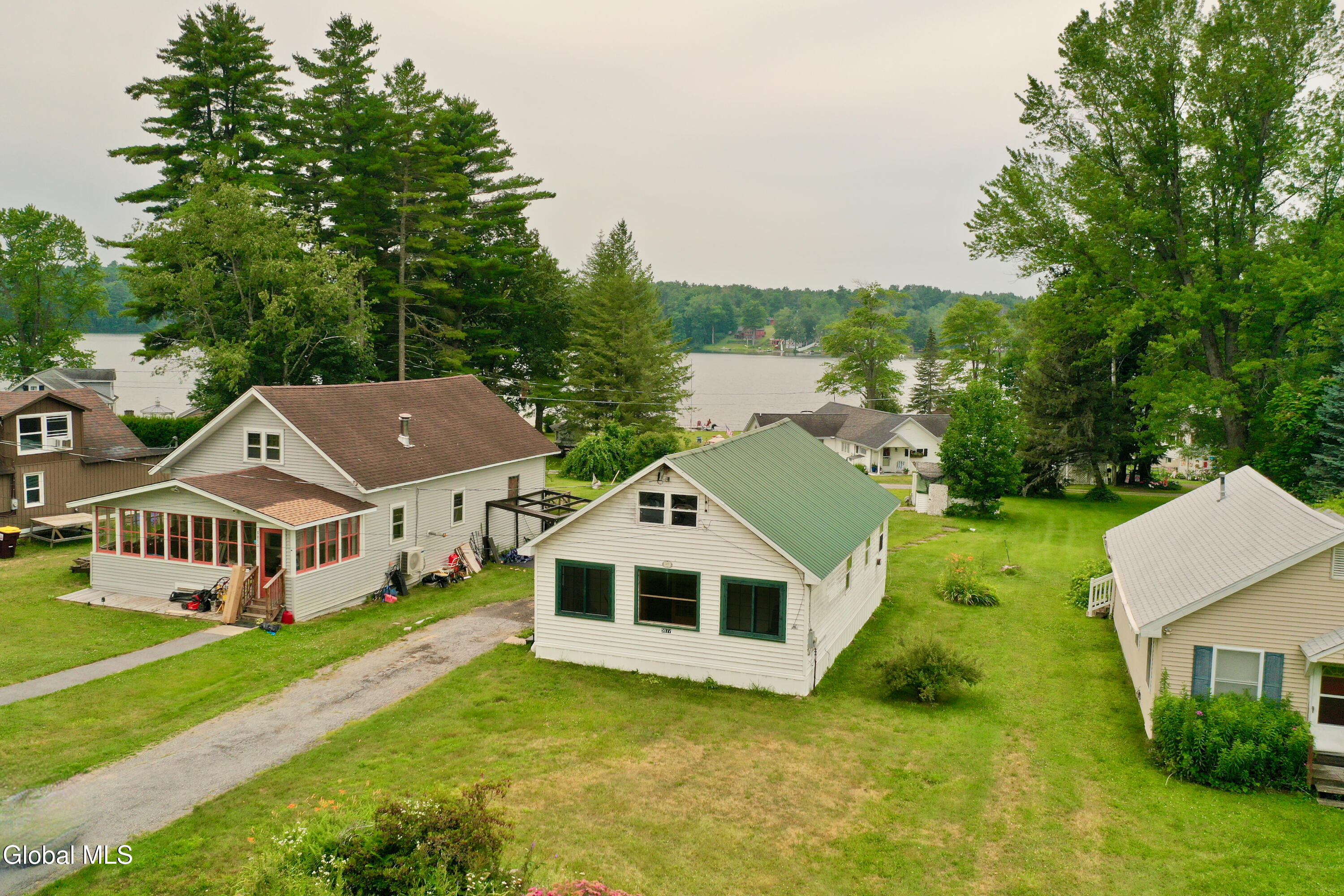 5877 Lake Road