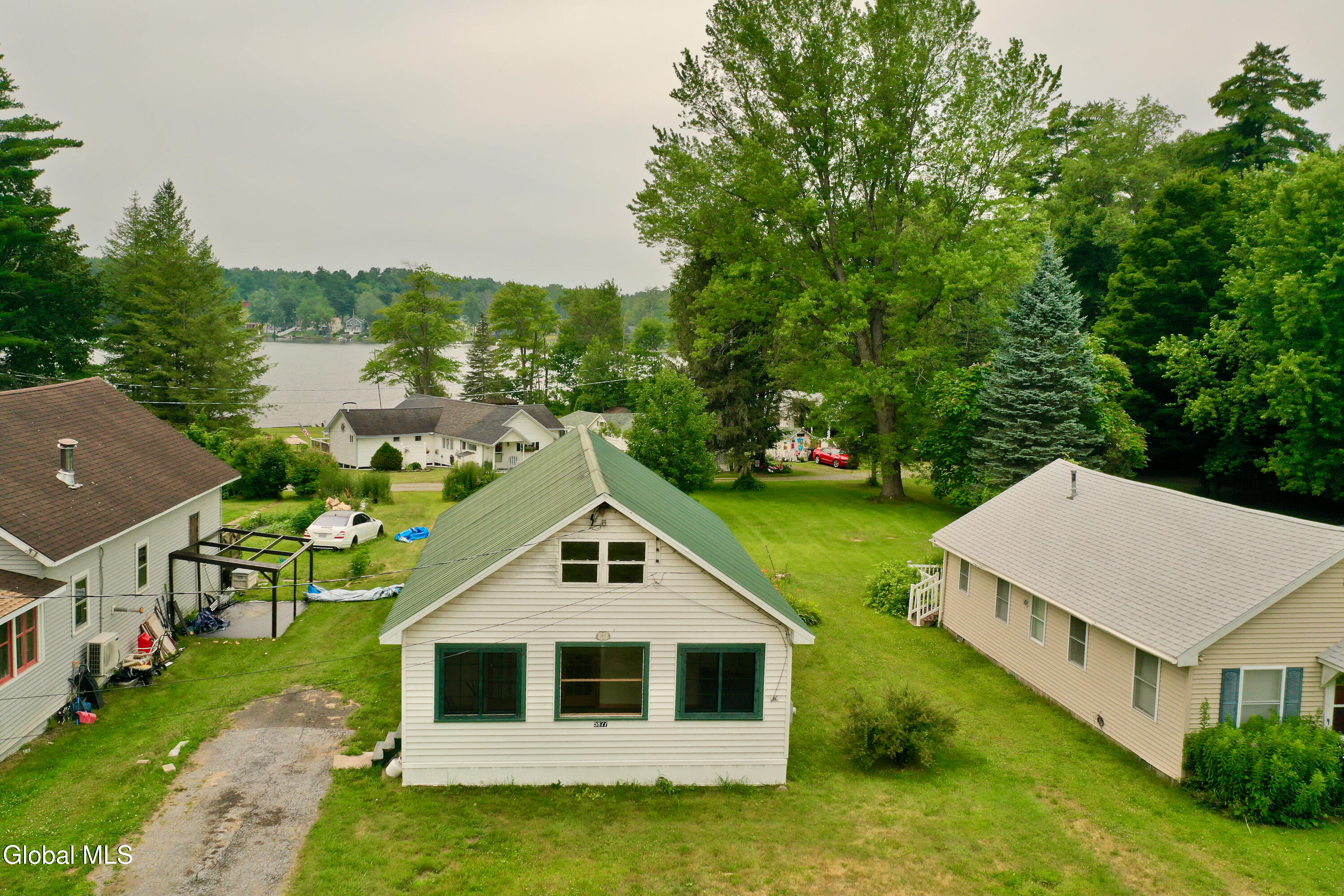 5877 Lake Road