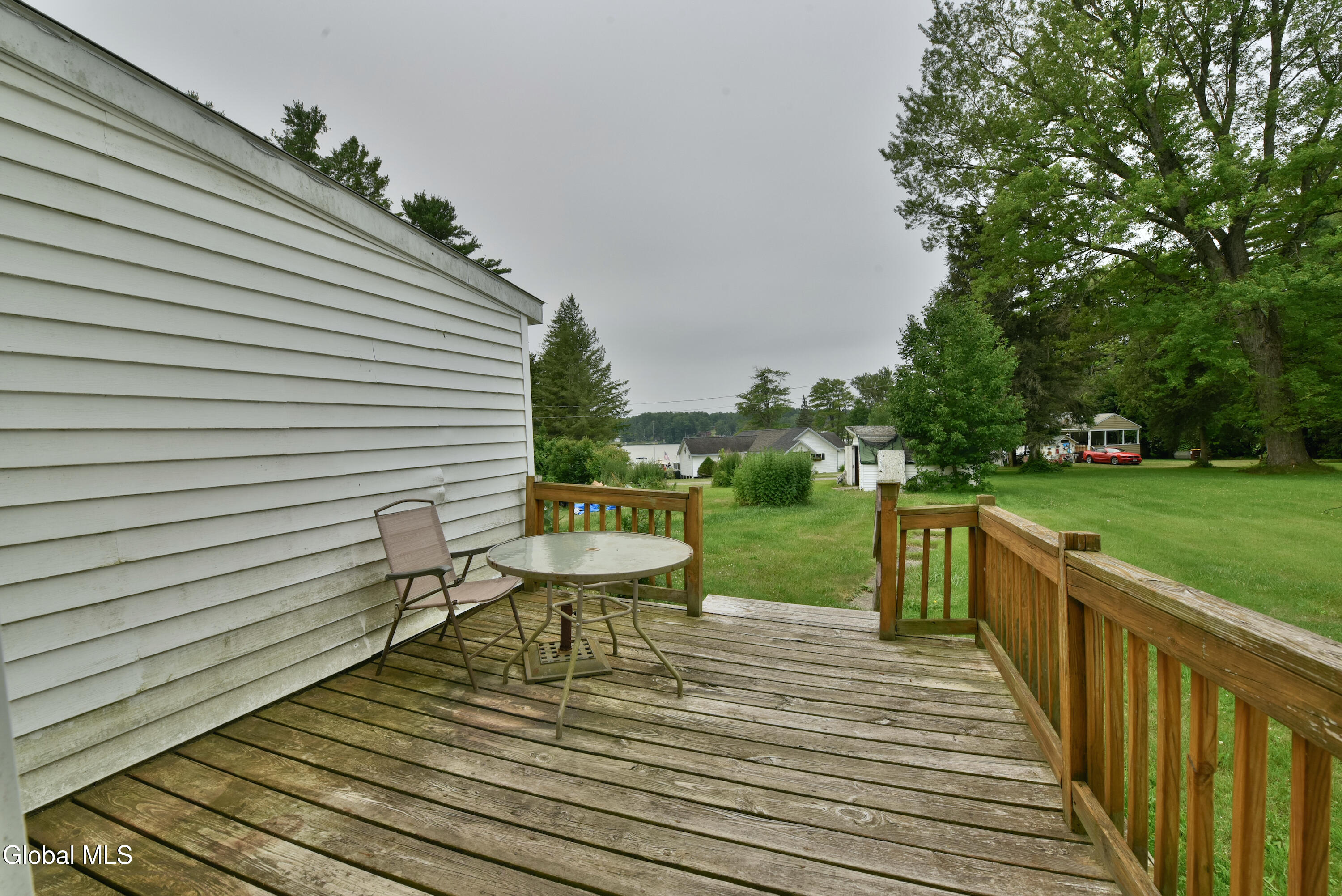 5877 Lake Road
