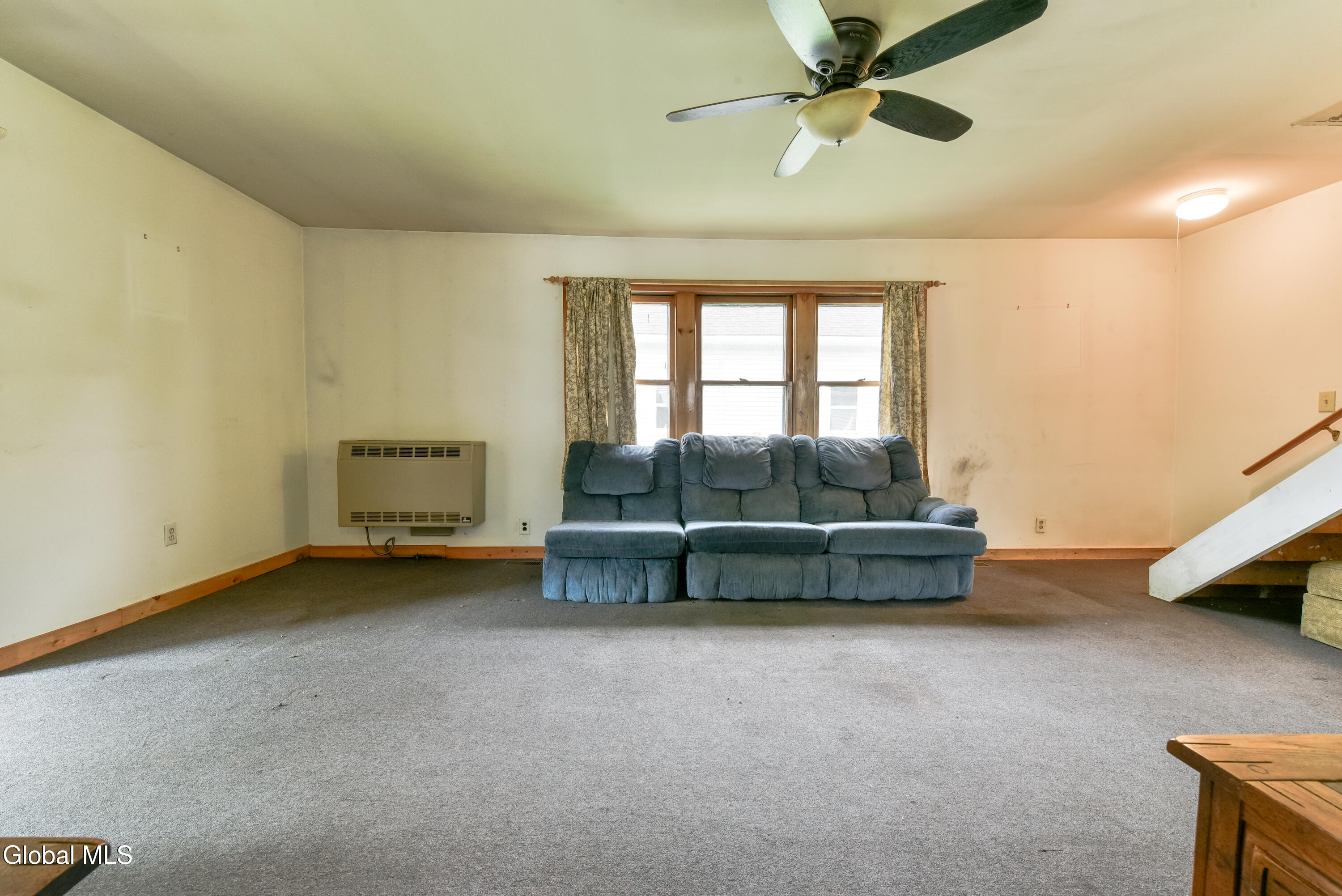5877 Lake Road