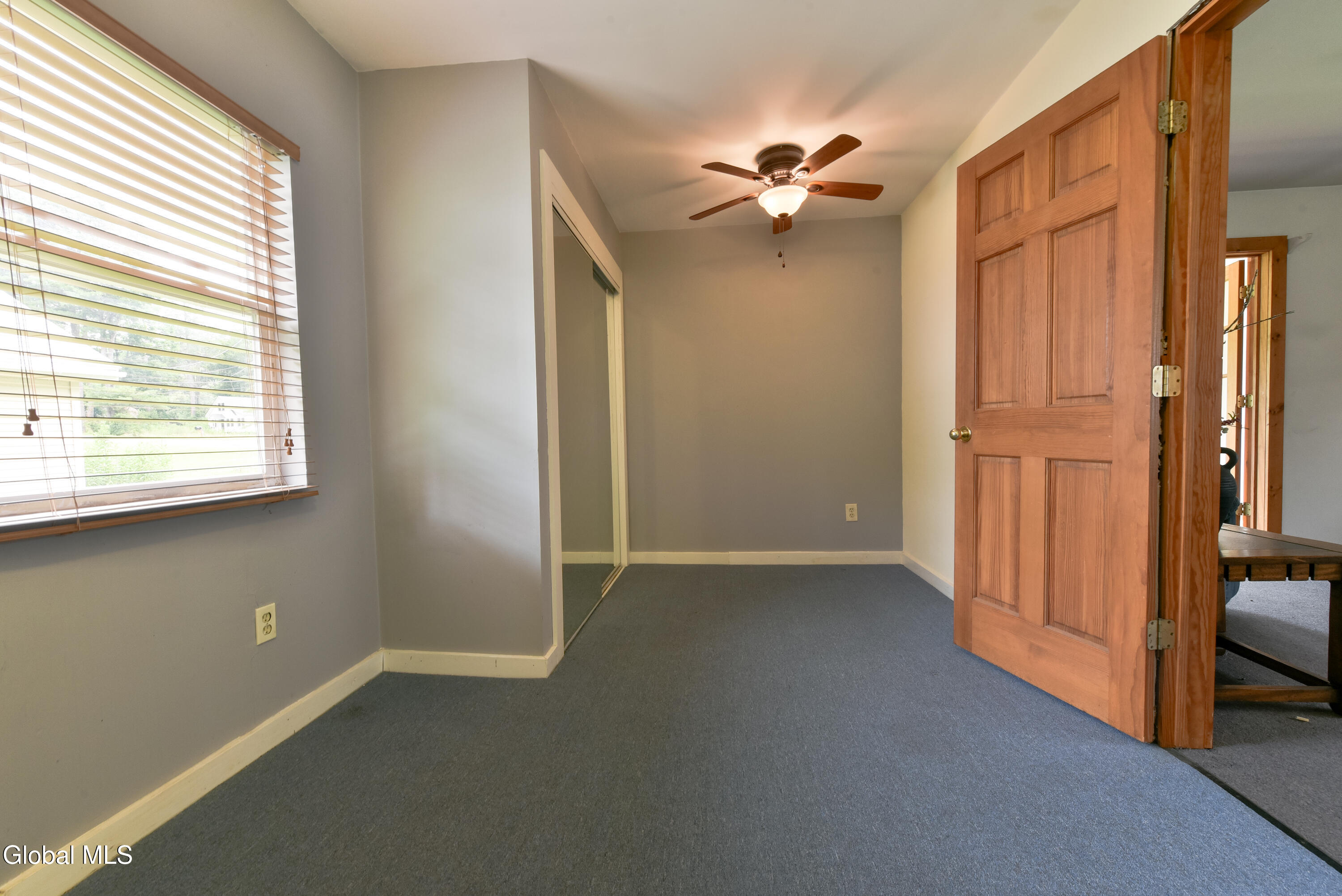 5877 Lake Road