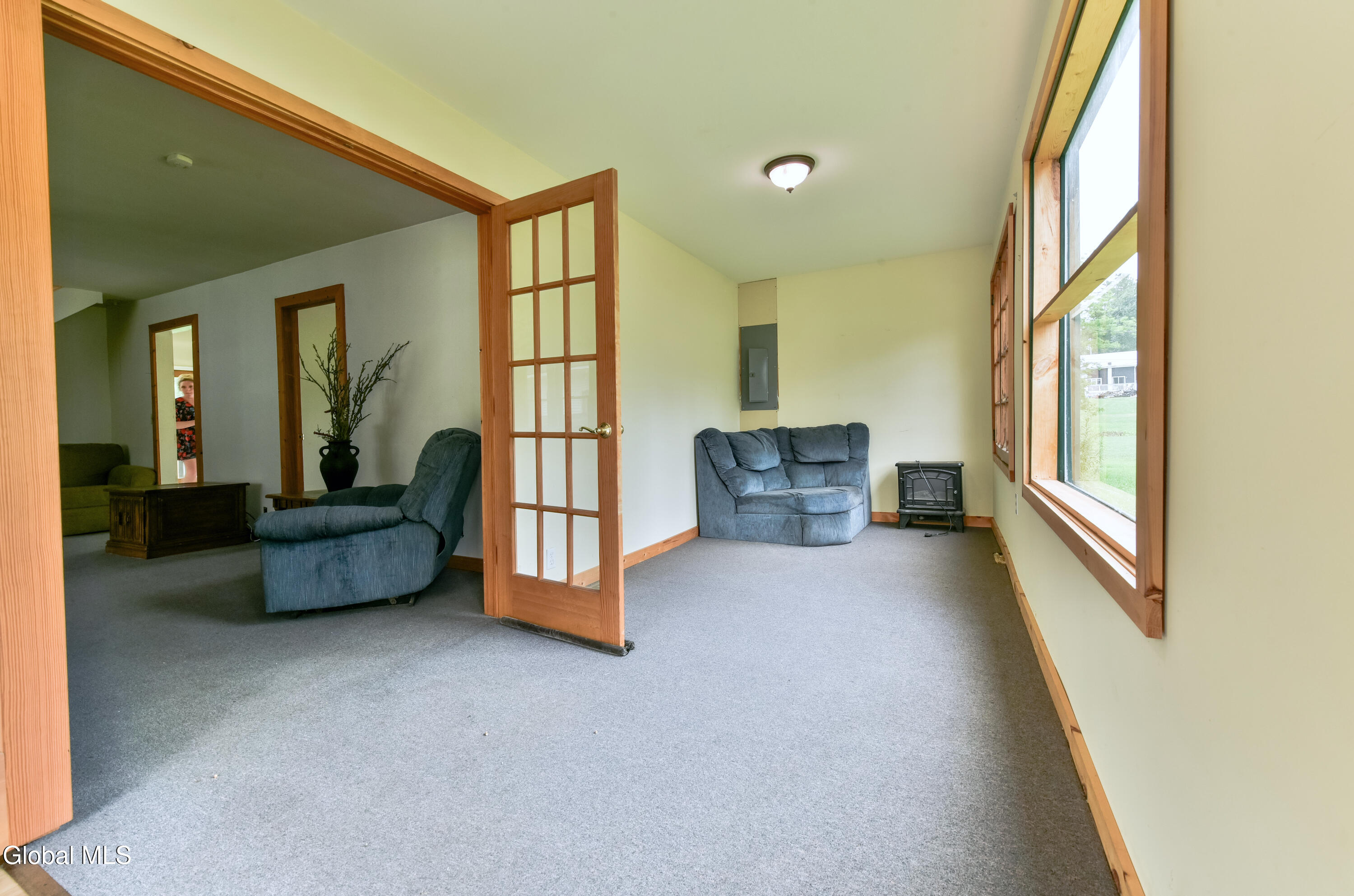 5877 Lake Road