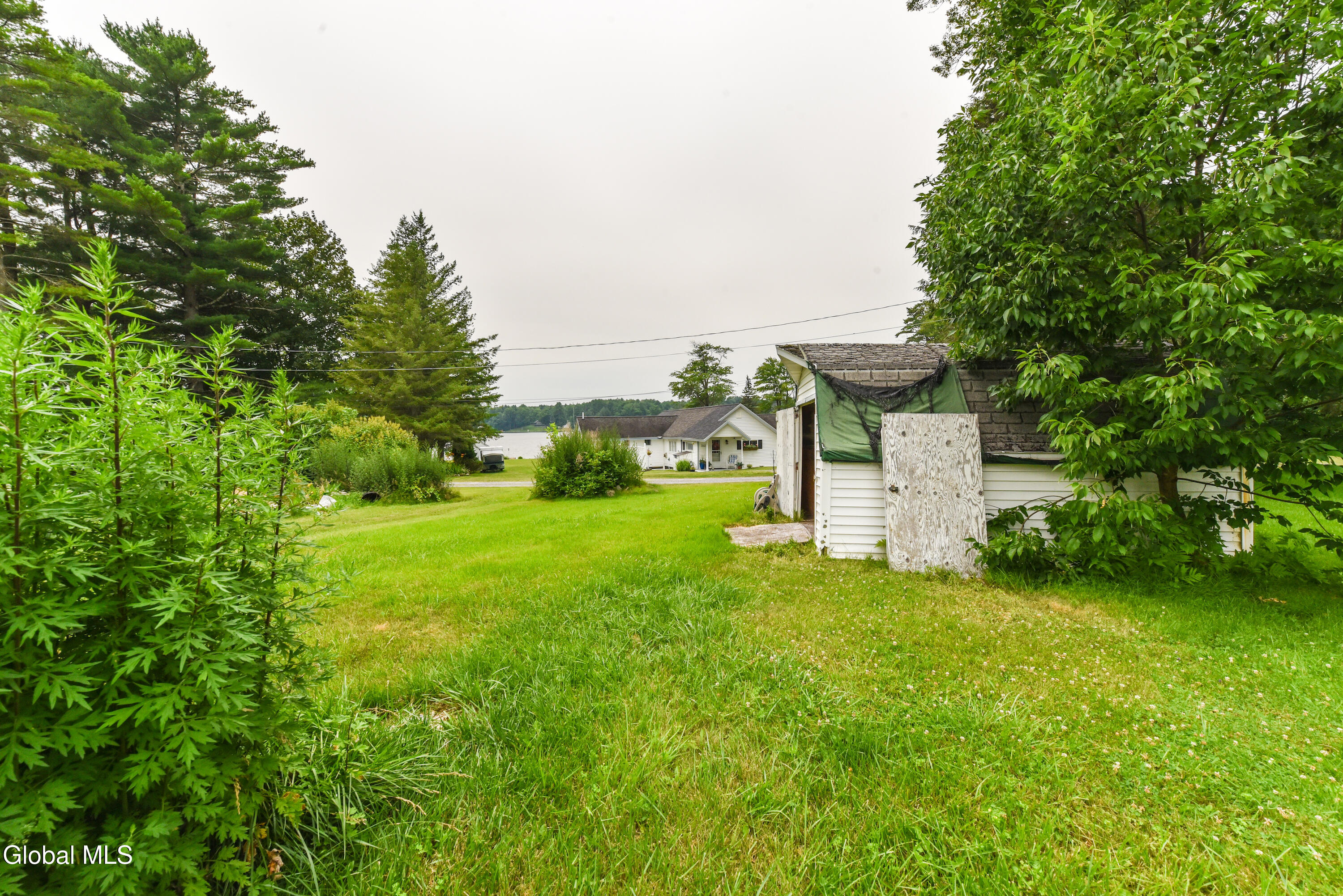 5877 Lake Road