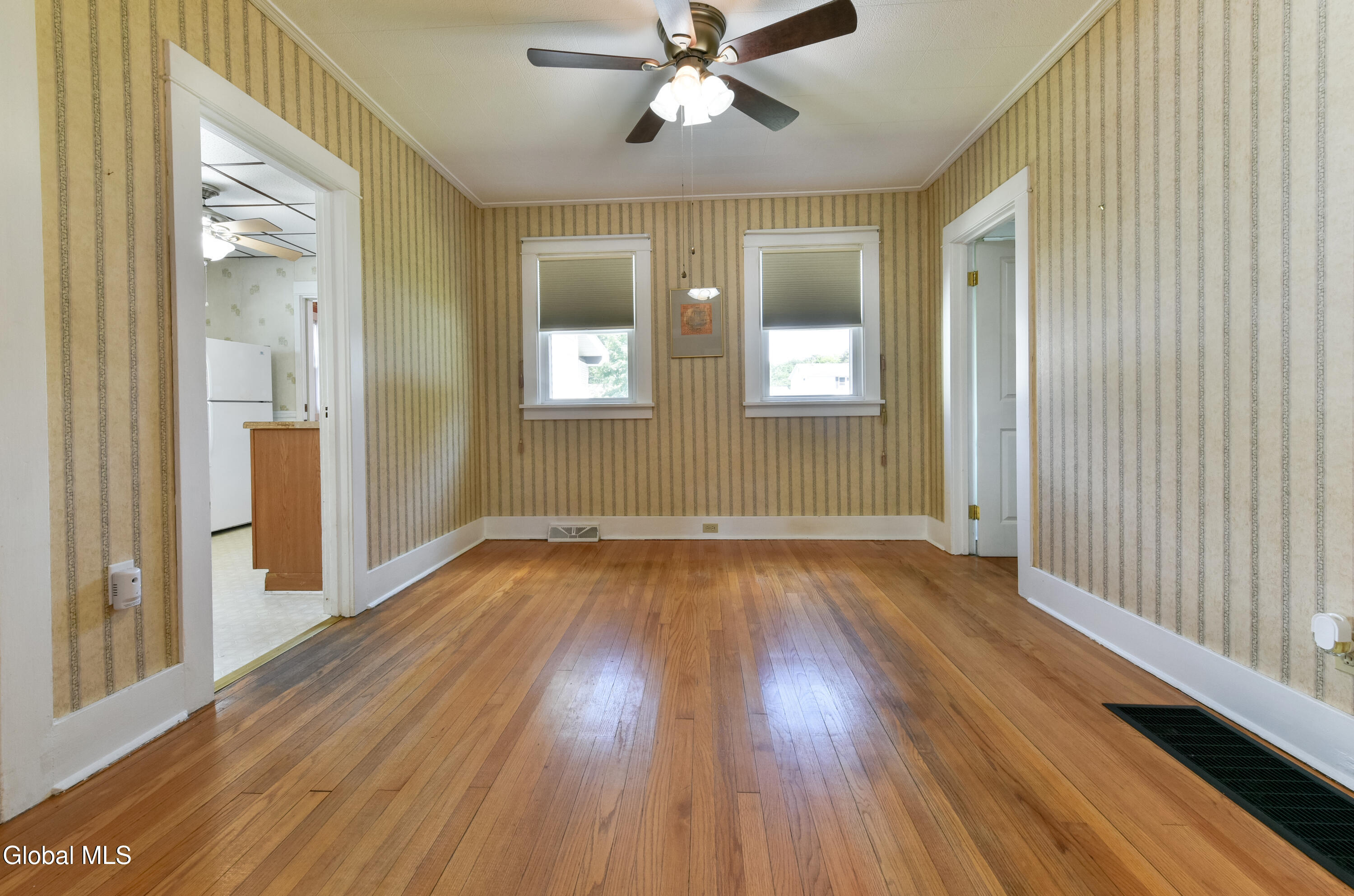 6 Poplar Street