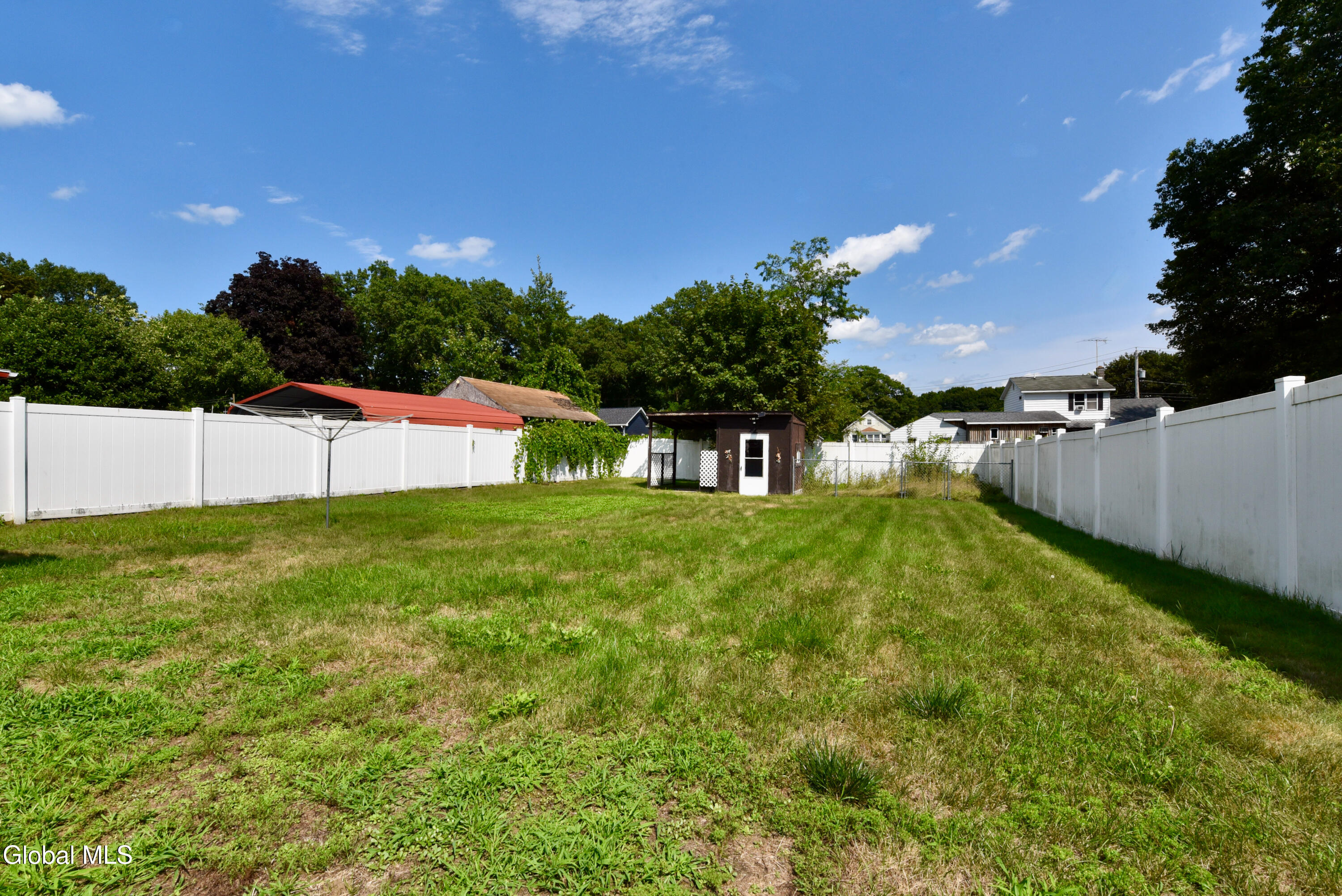 6 Poplar Street