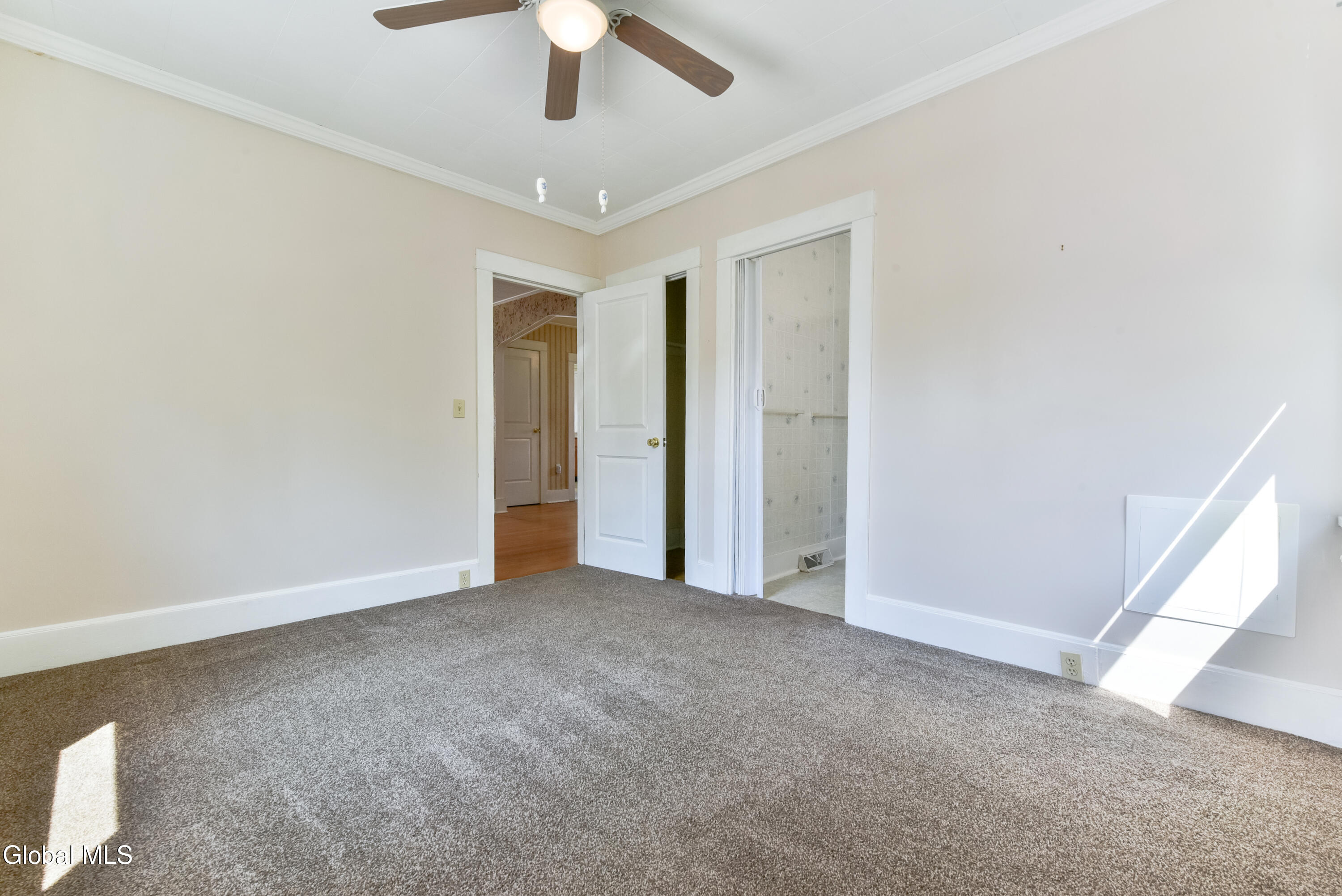 6 Poplar Street