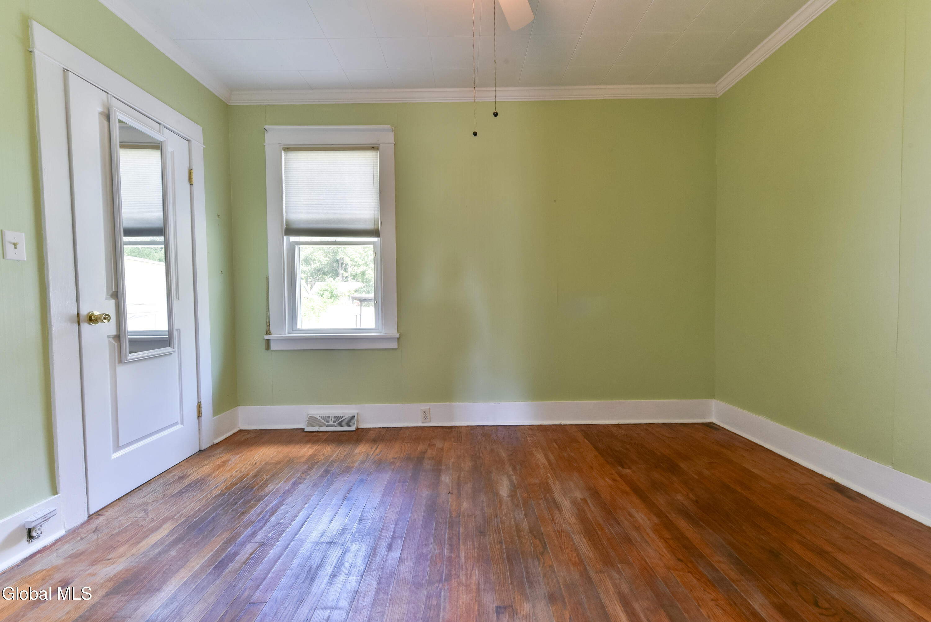 6 Poplar Street