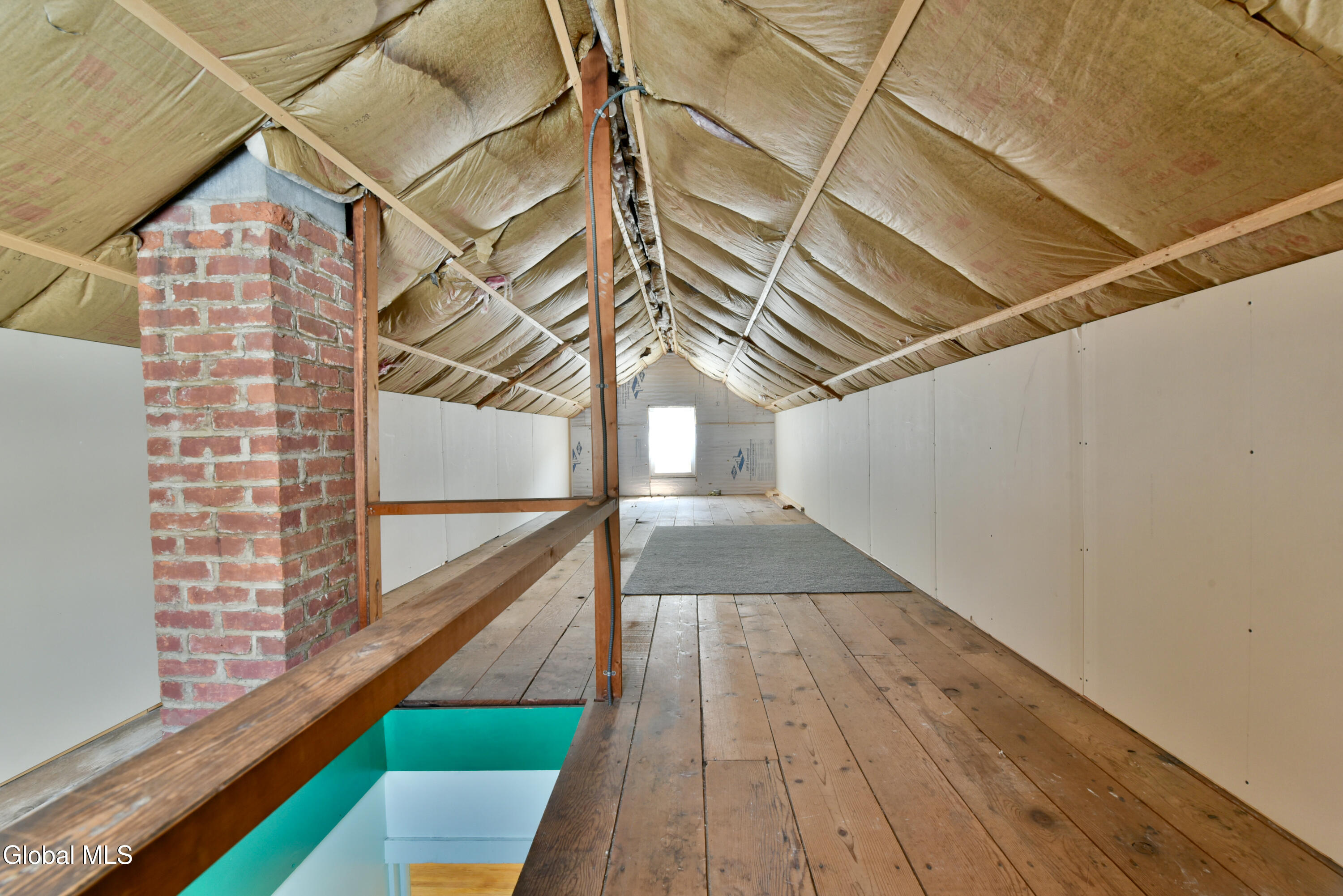 6 Poplar Street