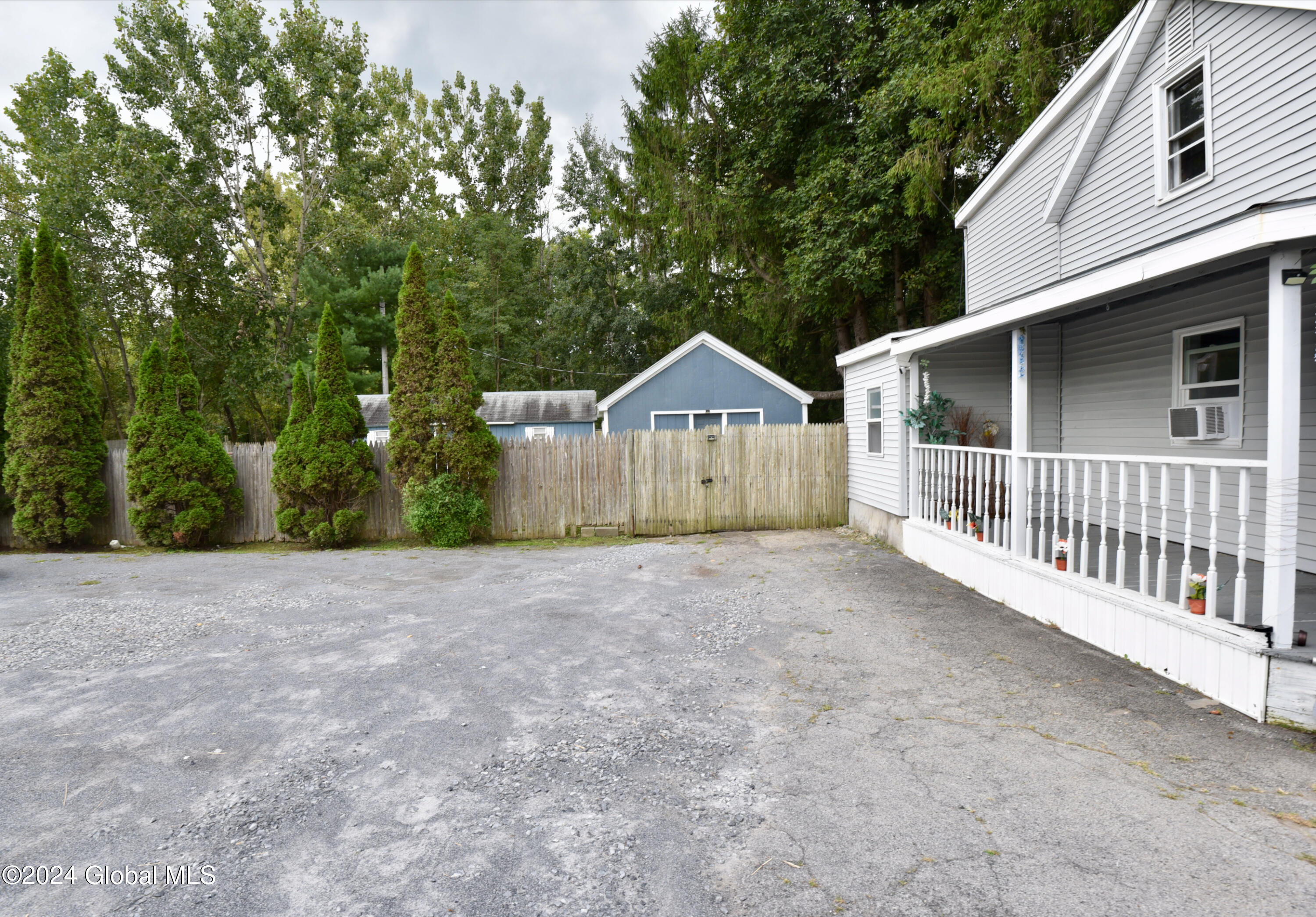 528 Malta Avenue