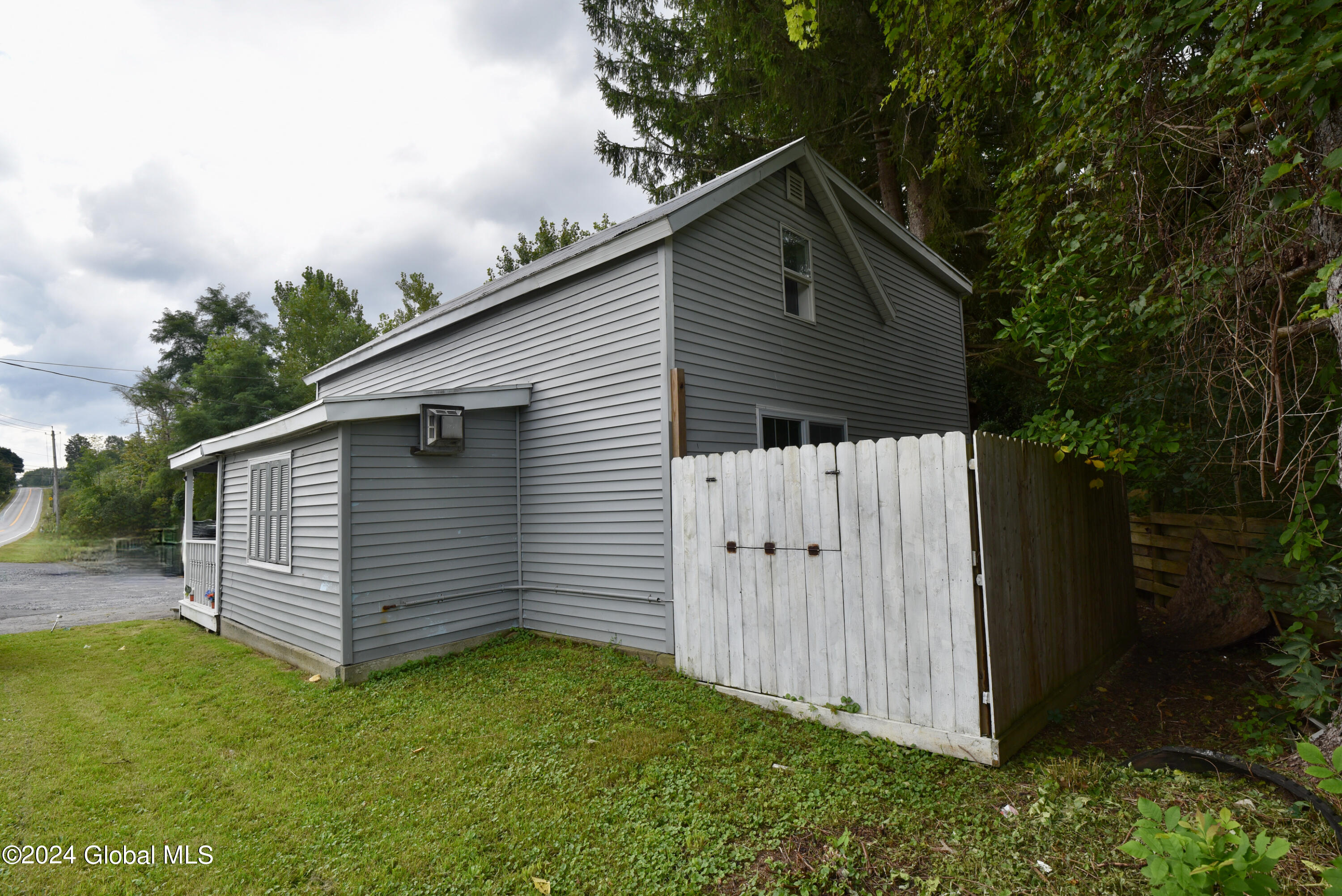 528 Malta Avenue