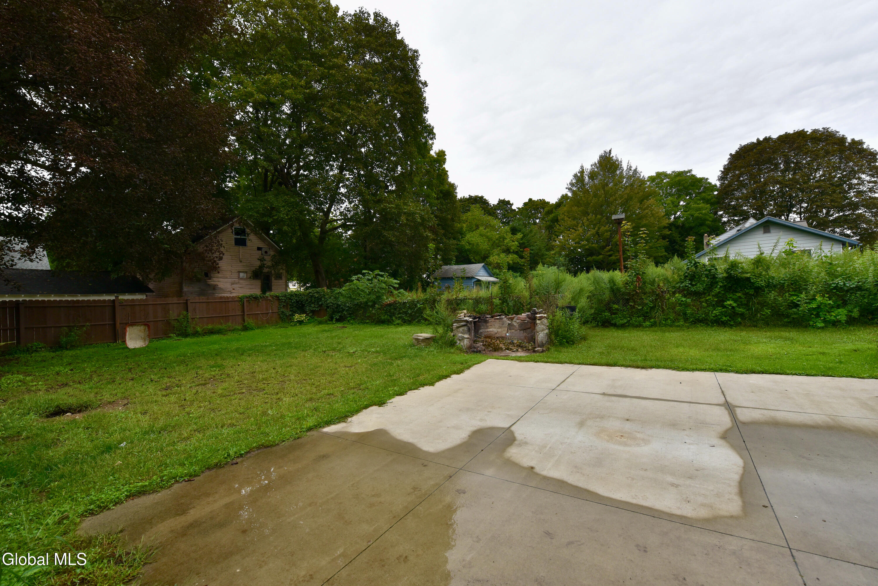 207 Oak Street