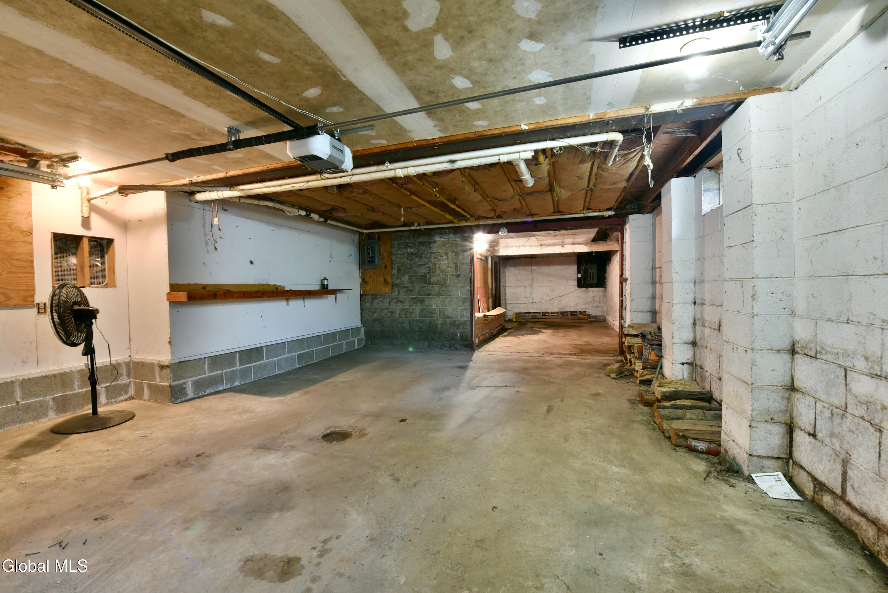207 Oak Street