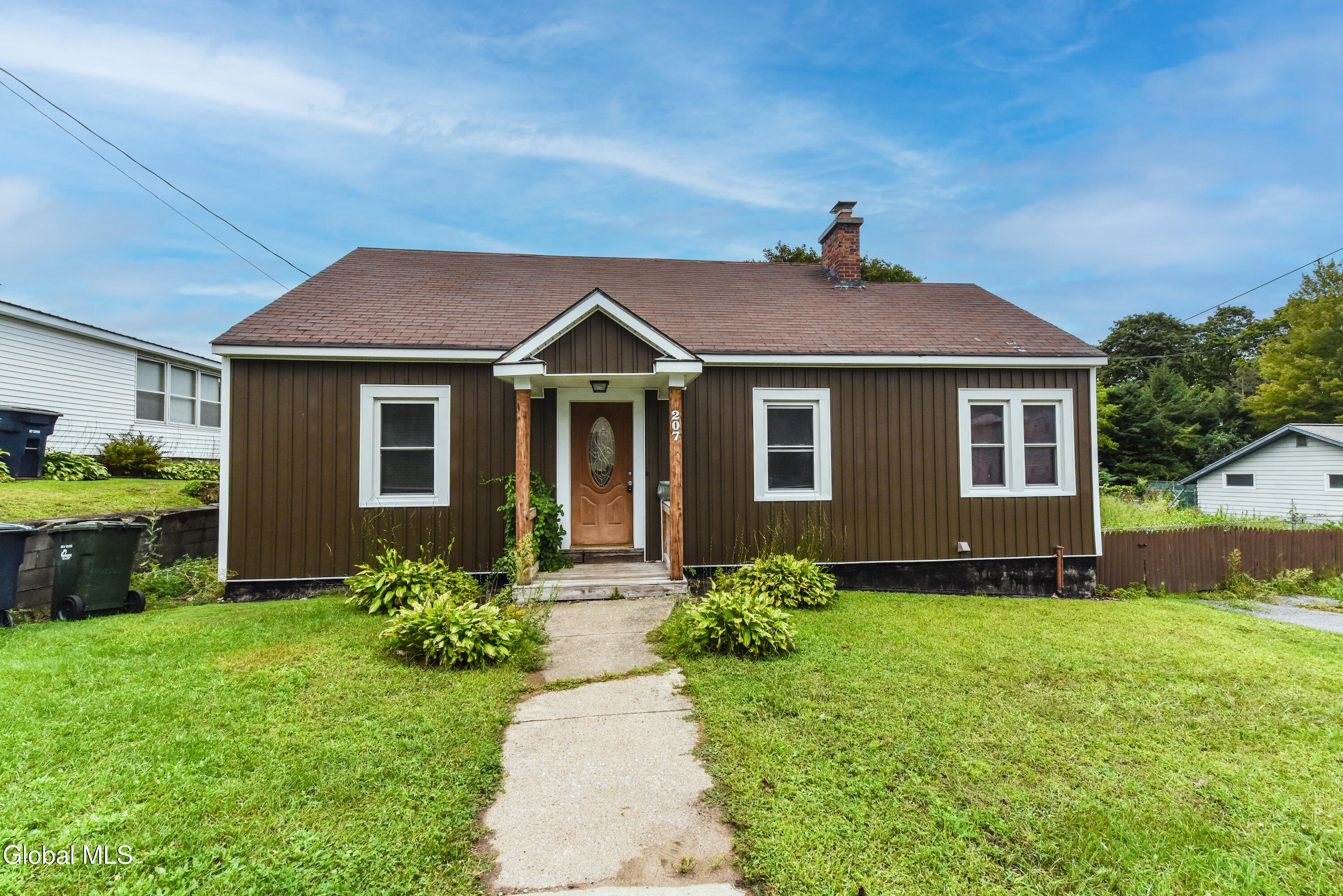 207 Oak Street
