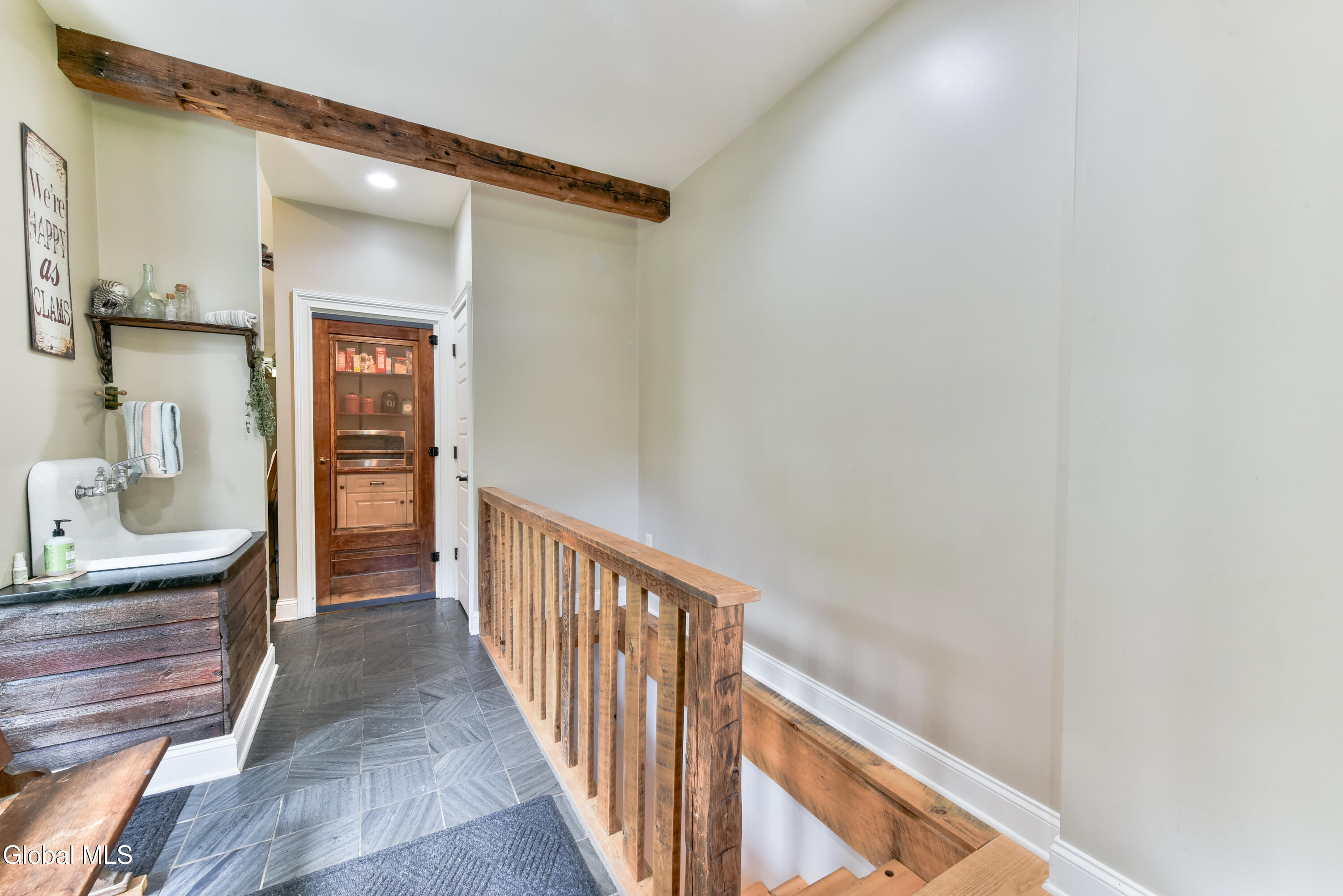 103 Allen Road