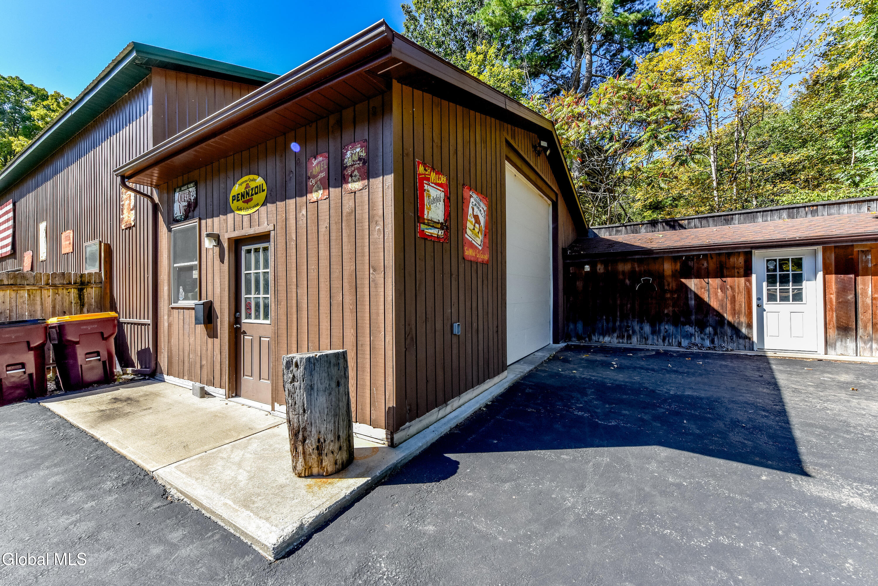 103 Allen Road
