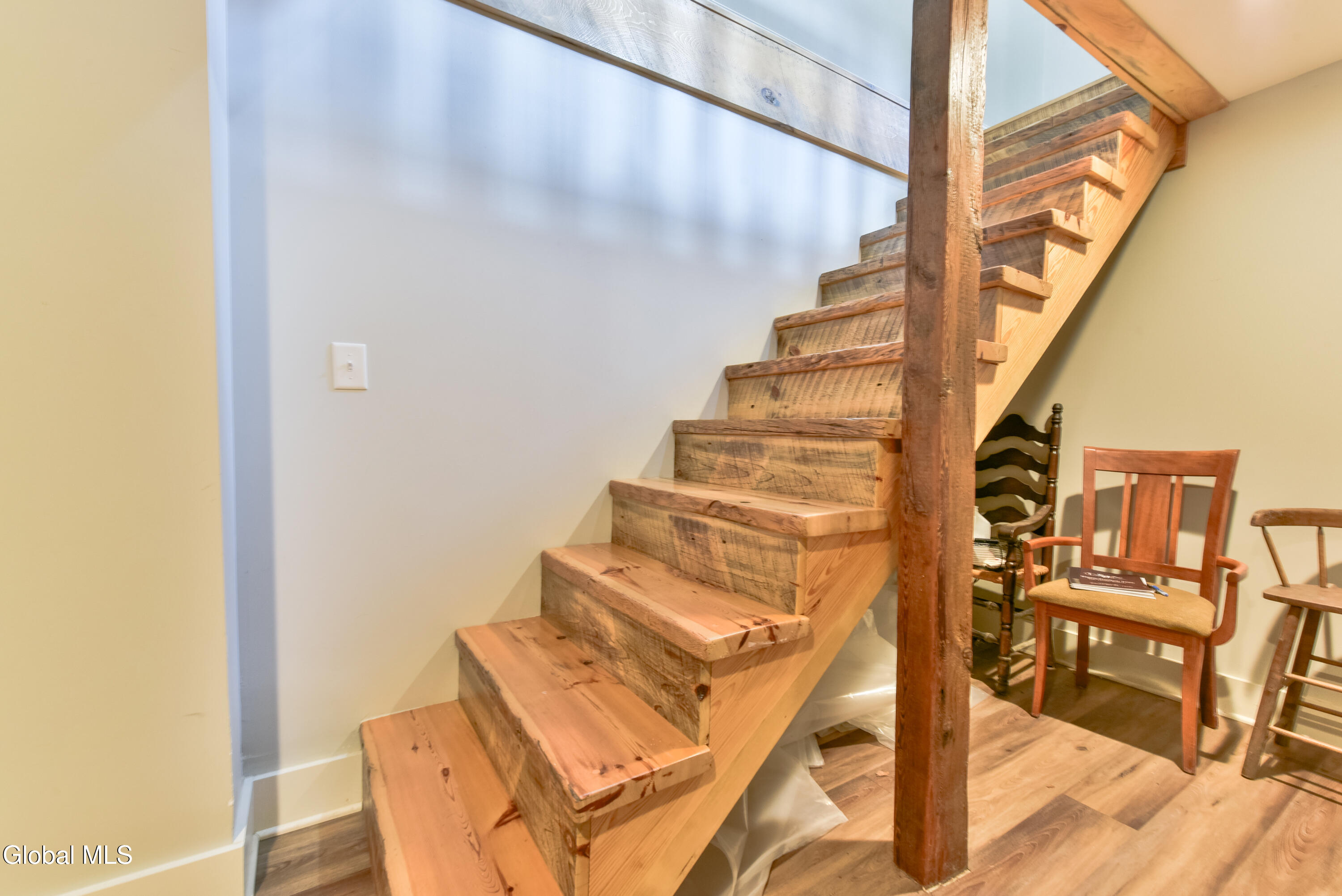 103 Allen Road