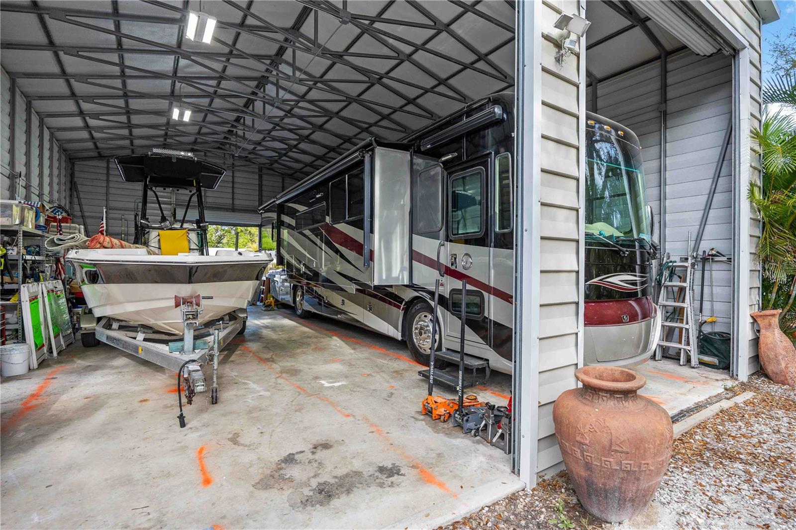 740 ARABIAN CIR